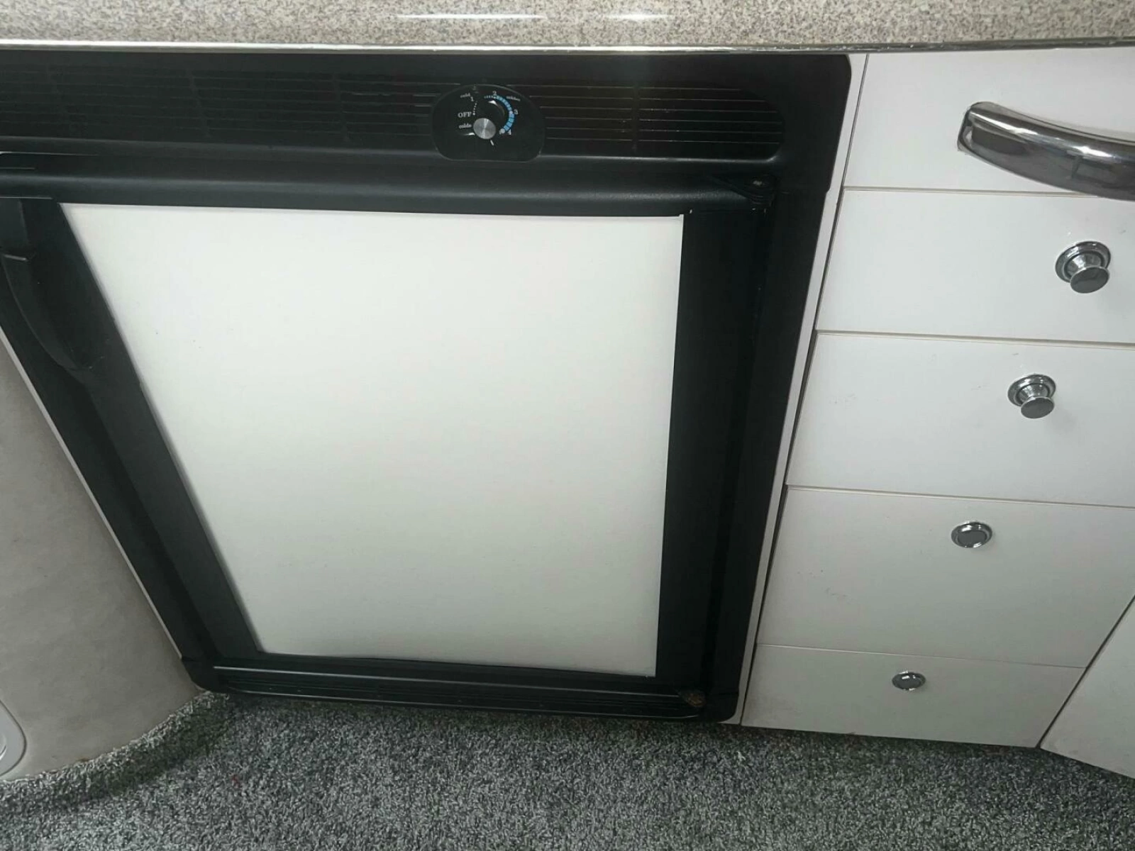 1997 Sea Ray 330 Express