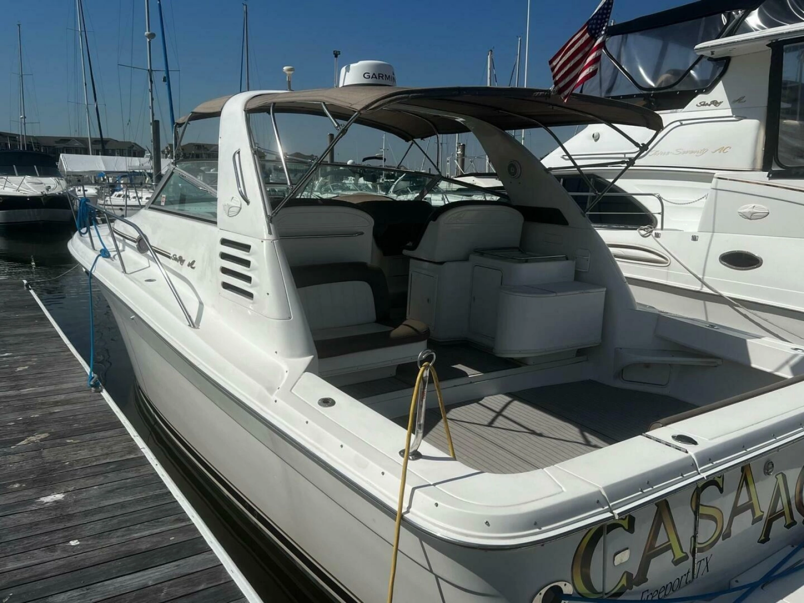 1997 Sea Ray 330 Express