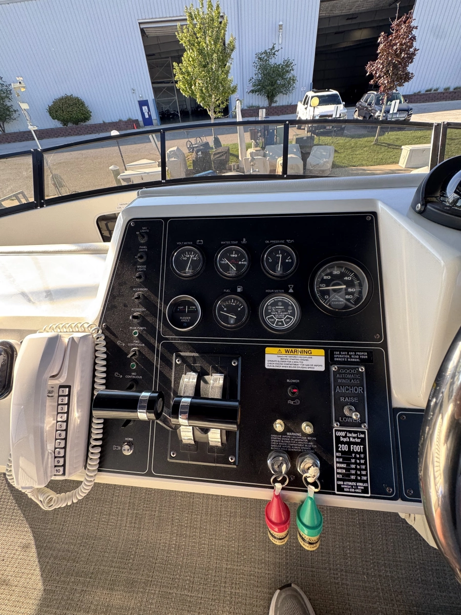 1991 Carver 3608 Aft Cabin Motor Yacht