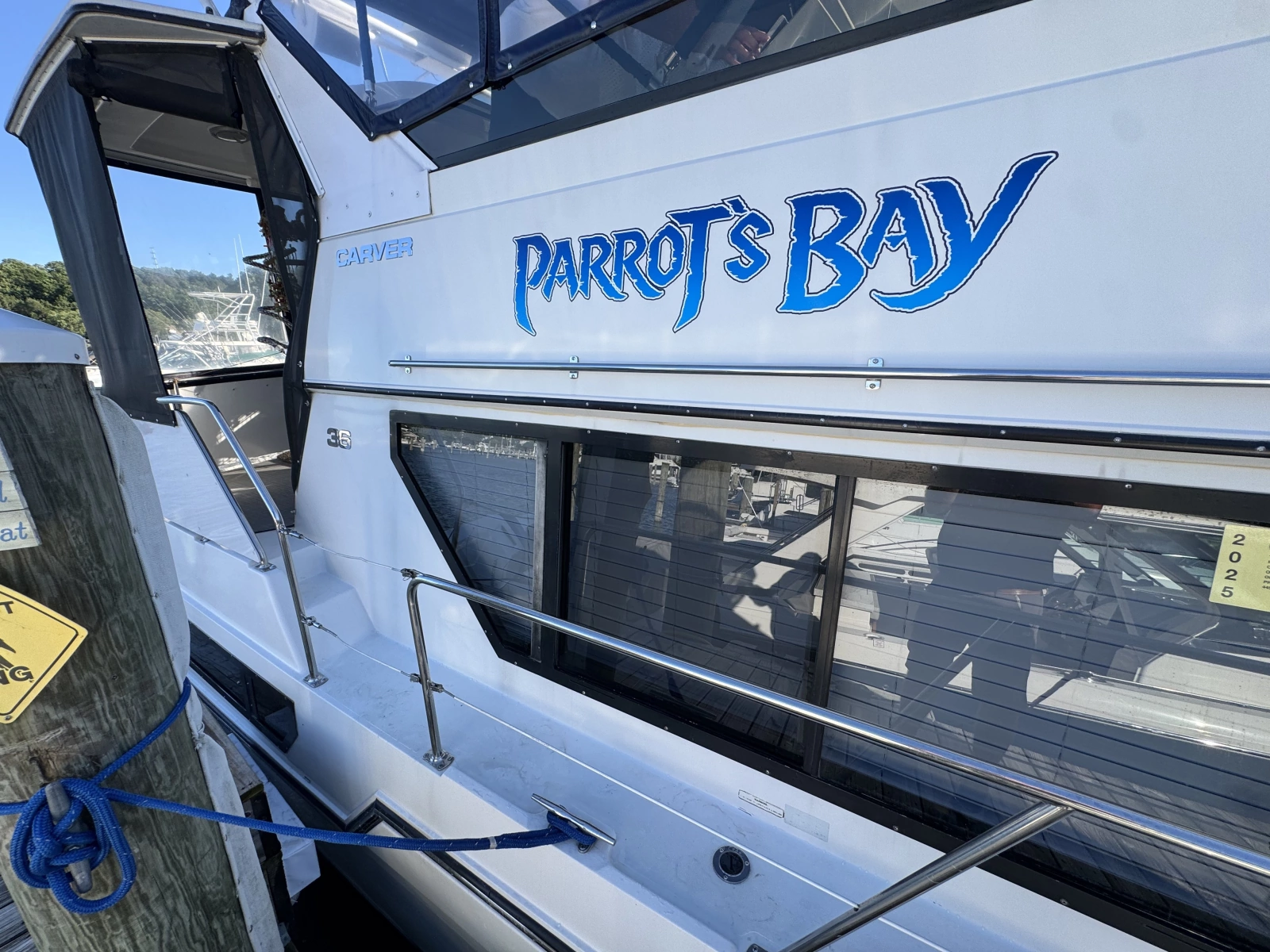1991 Carver 3608 Aft Cabin Motor Yacht