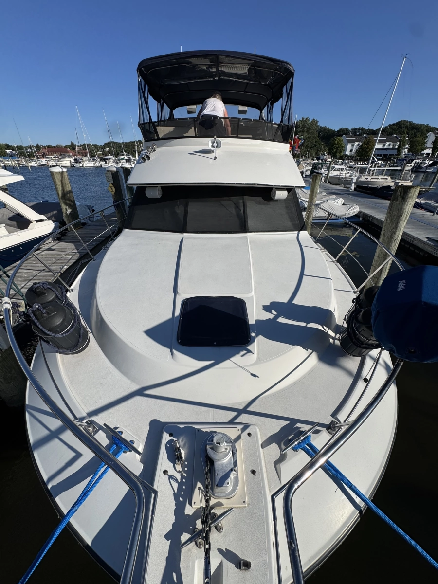 1991 Carver 3608 Aft Cabin Motor Yacht