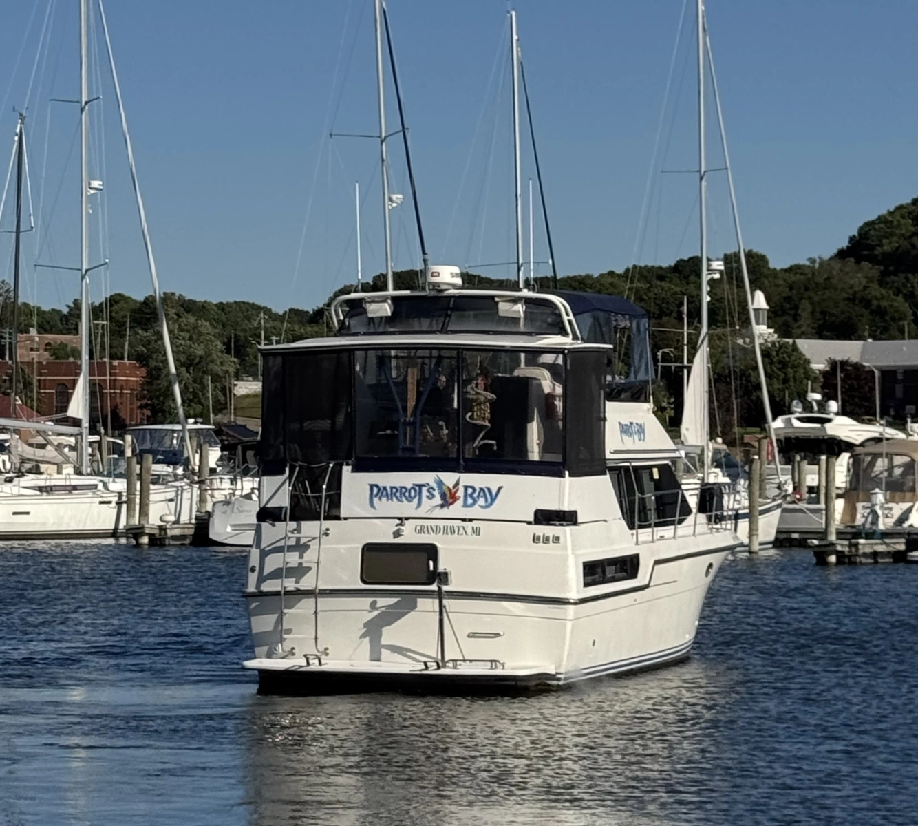 1991 Carver 3608 Aft Cabin Motor Yacht
