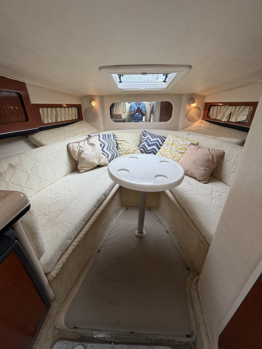 2004 Sea Ray 290 Sun Sport