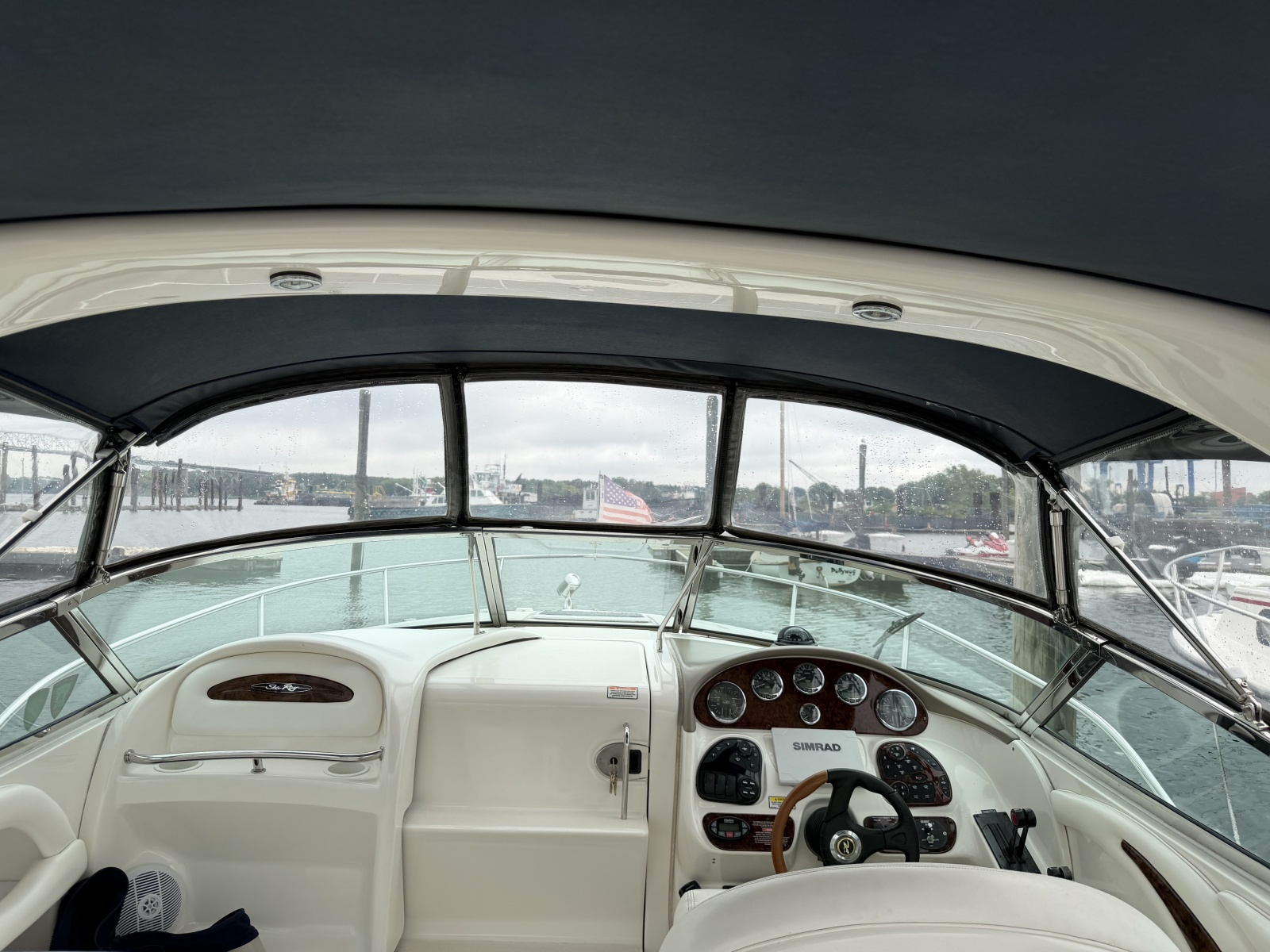 2004 Sea Ray 290 Sun Sport
