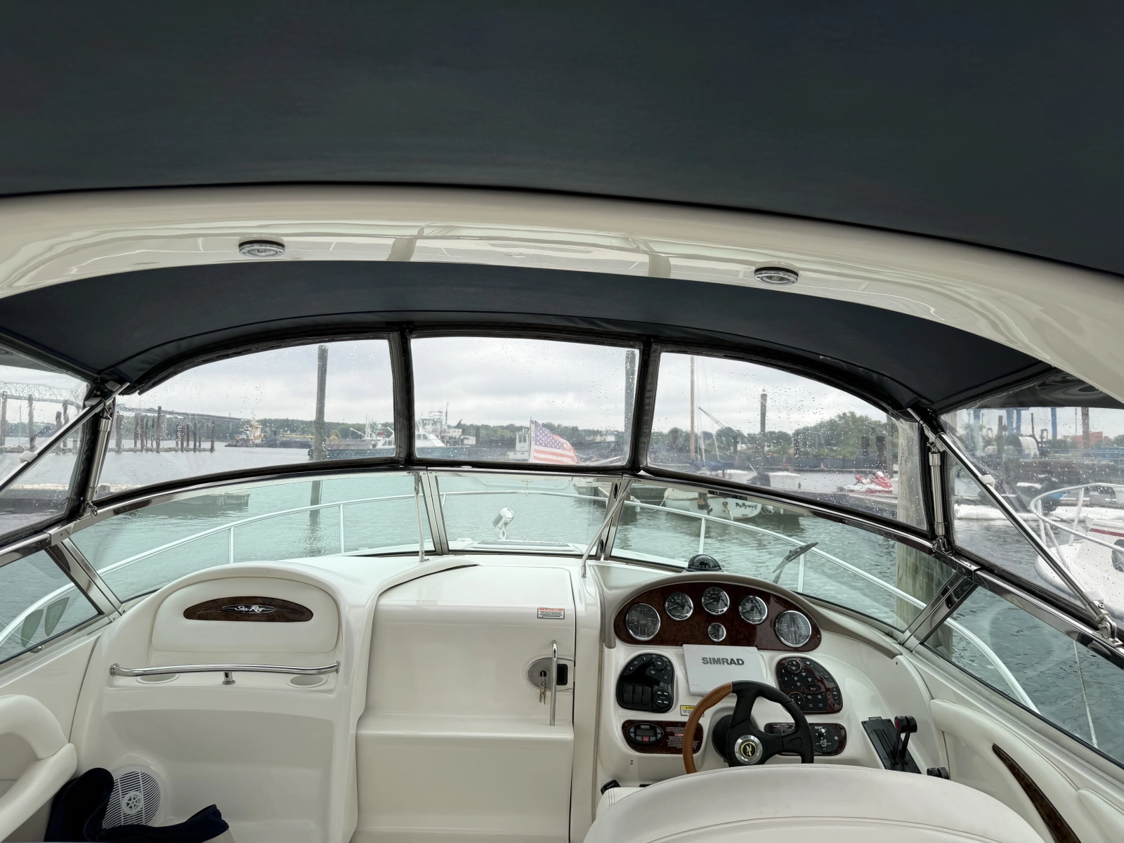2004 Sea Ray 290 Sun Sport