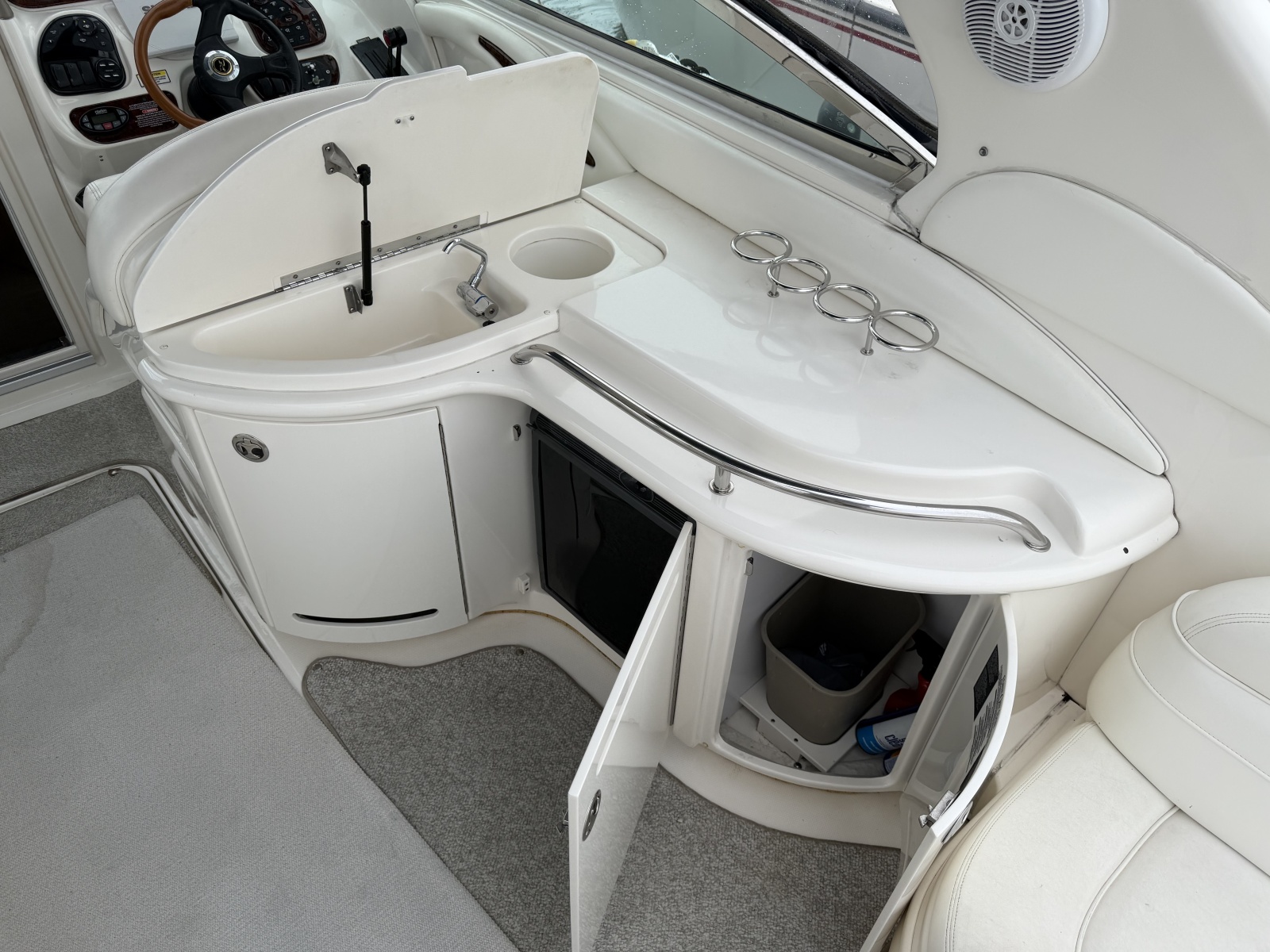 2004 Sea Ray 290 Sun Sport