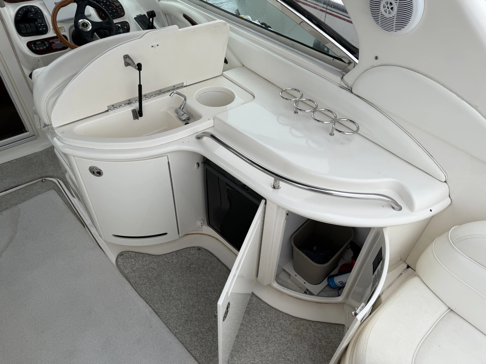 2004 Sea Ray 290 Sun Sport