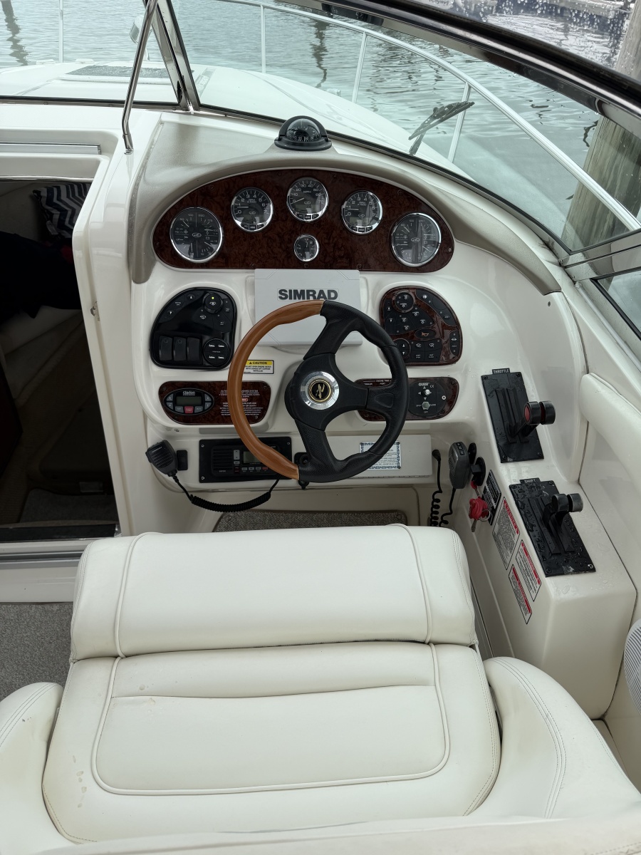 2004 Sea Ray 290 Sun Sport