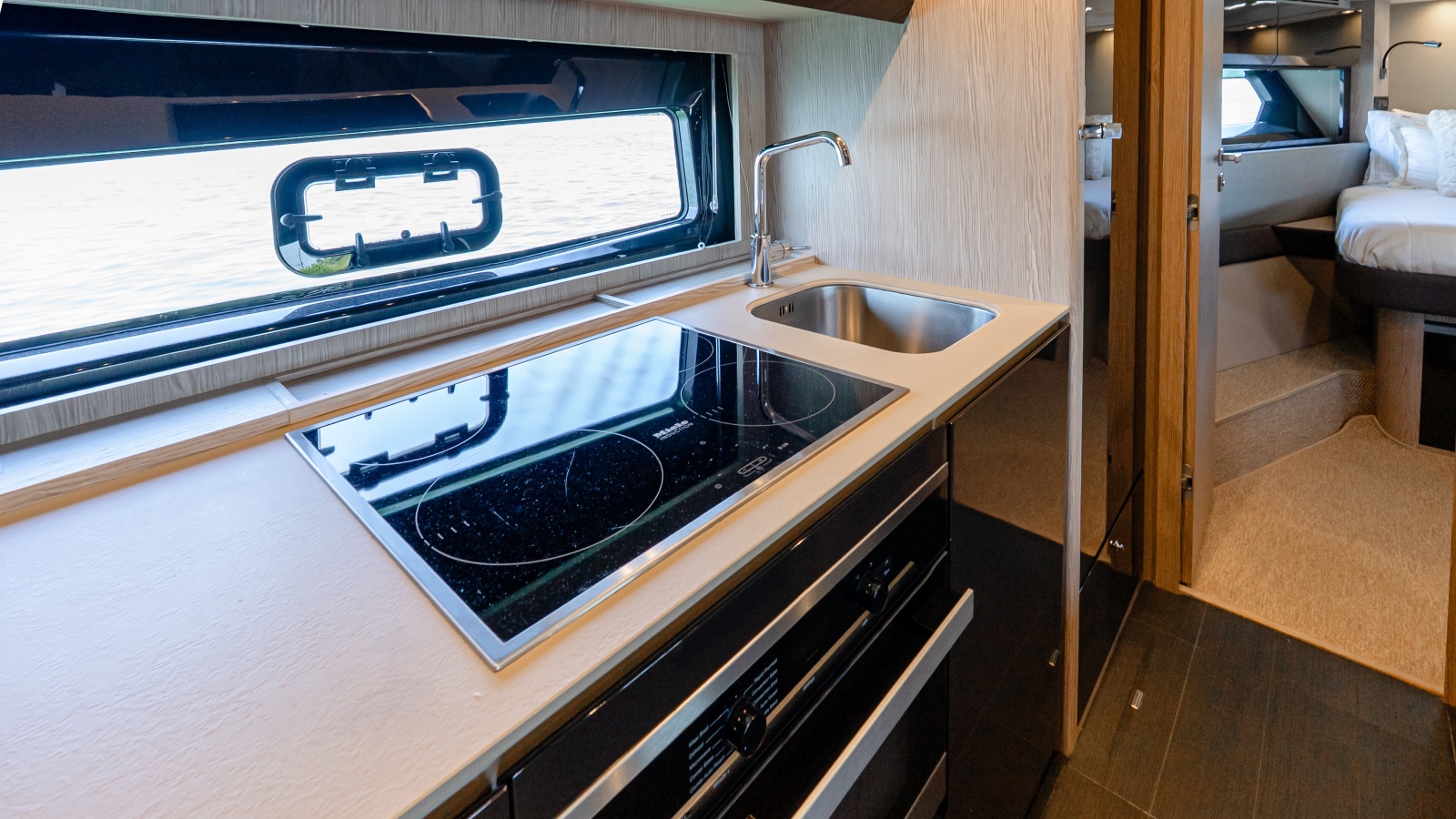 2019 Azimut Atlantis 51