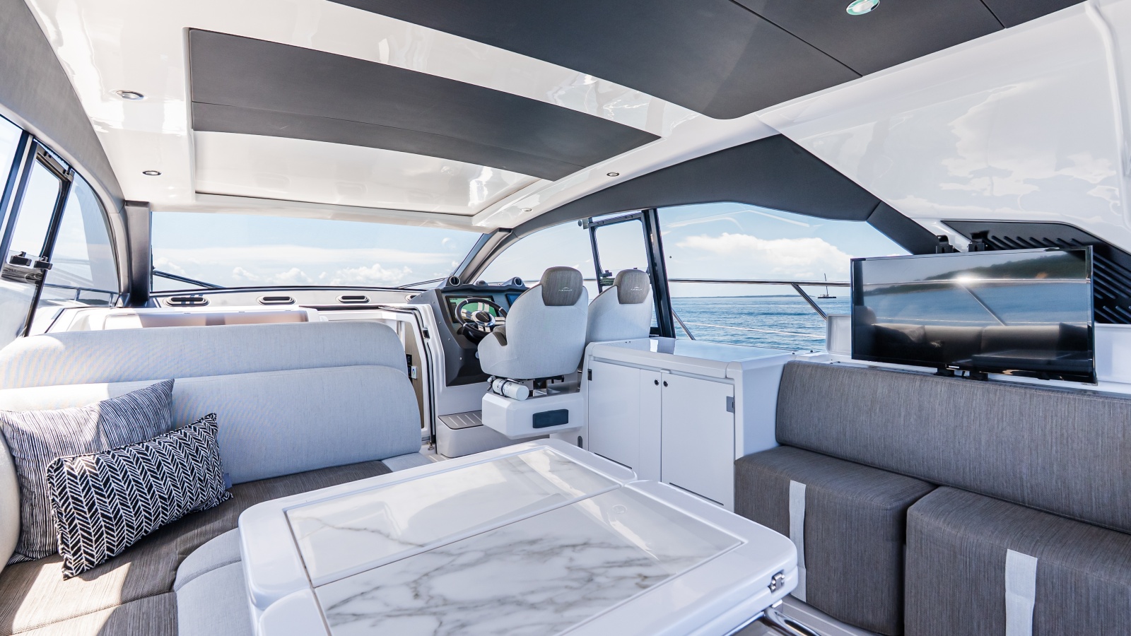 2019 Azimut Atlantis 51