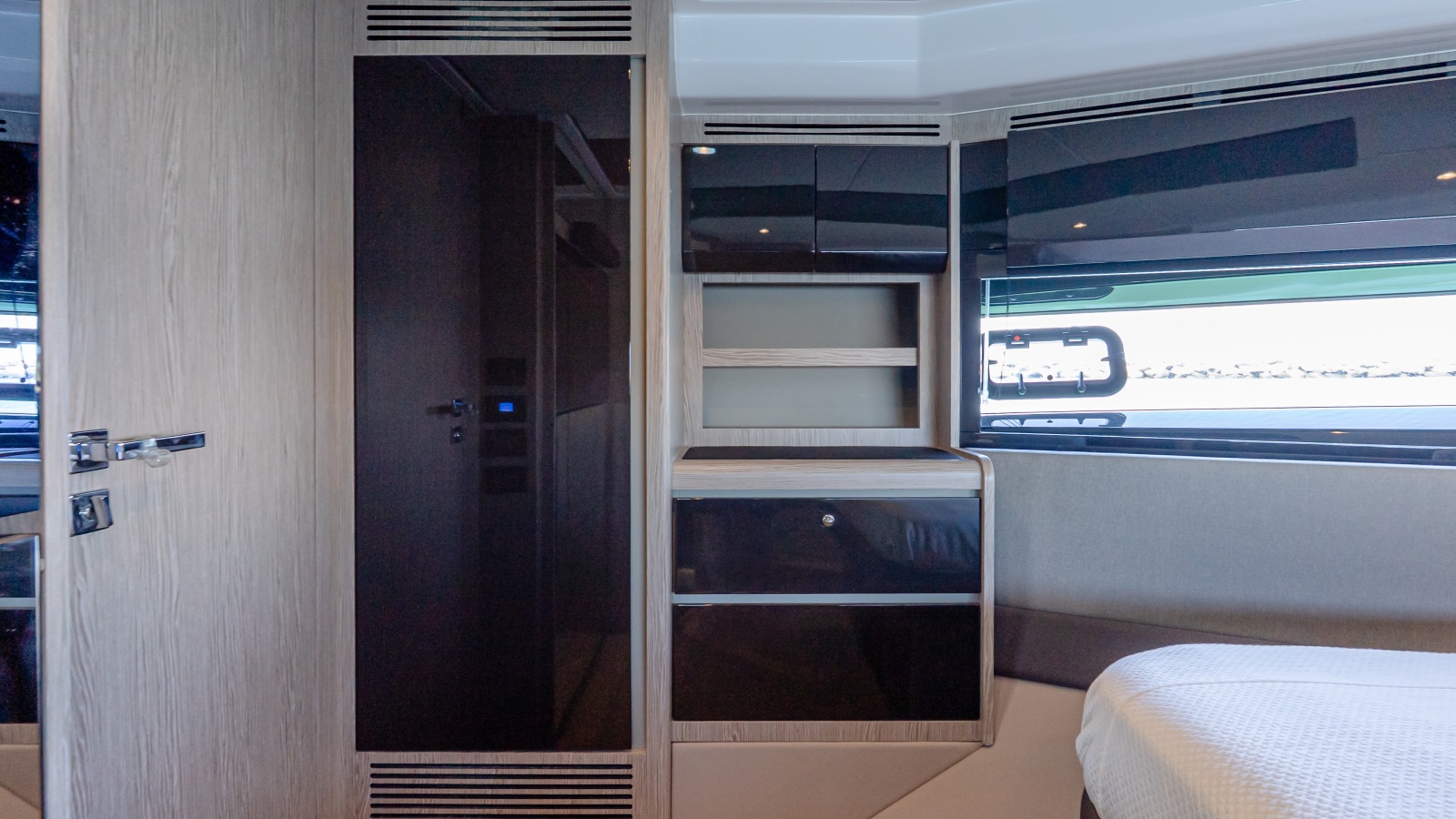 2019 Azimut Atlantis 51