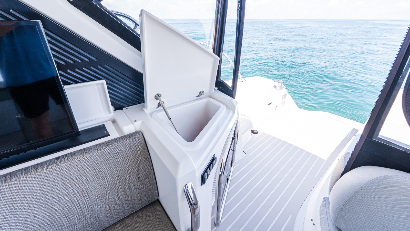 2019 Azimut Atlantis 51