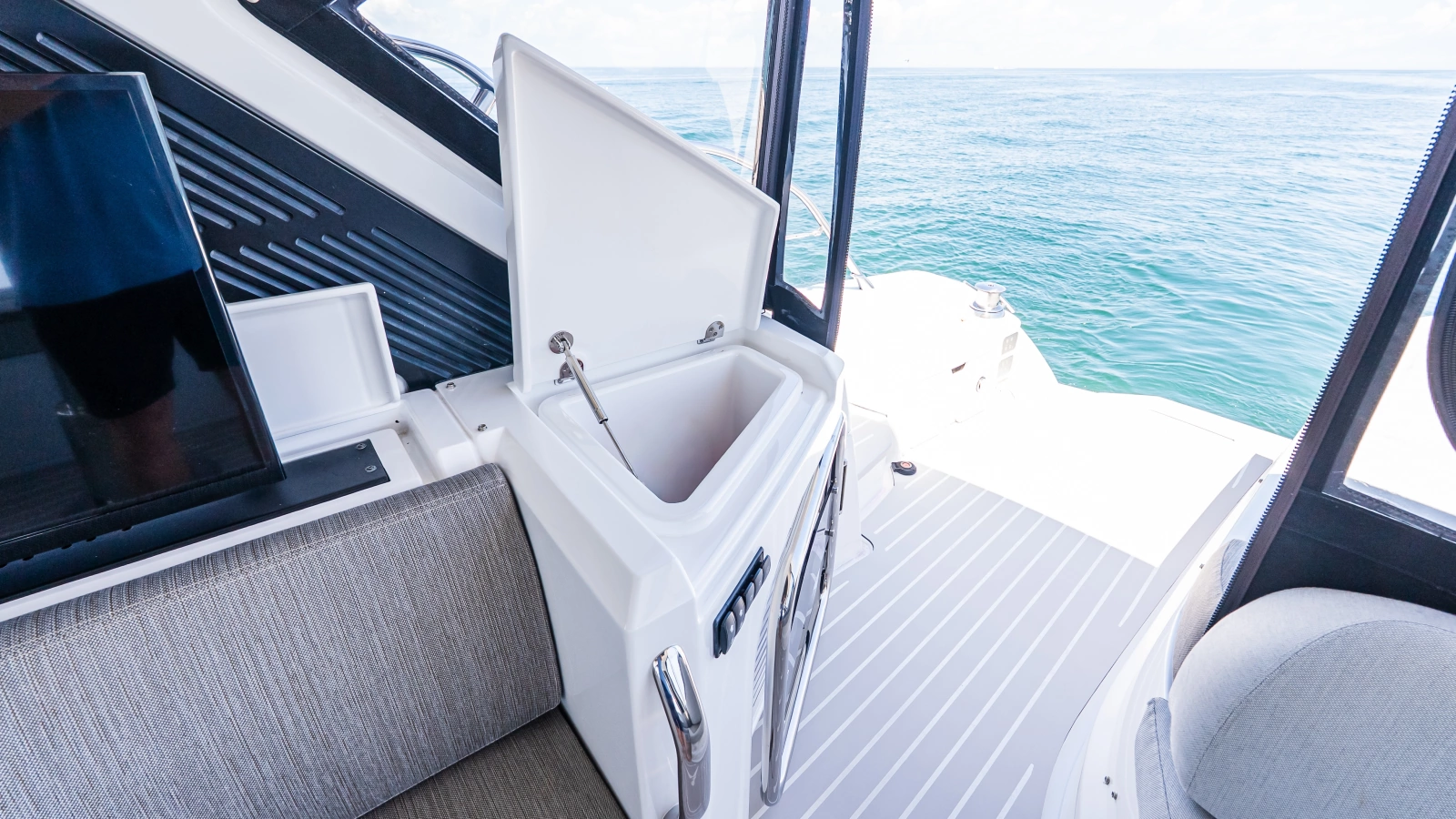 2019 Azimut Atlantis 51