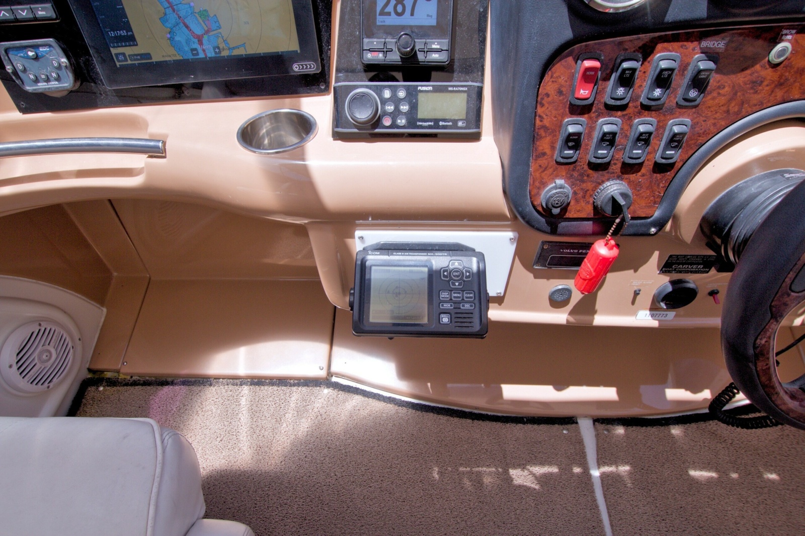 2001 Carver 466 Motor Yacht