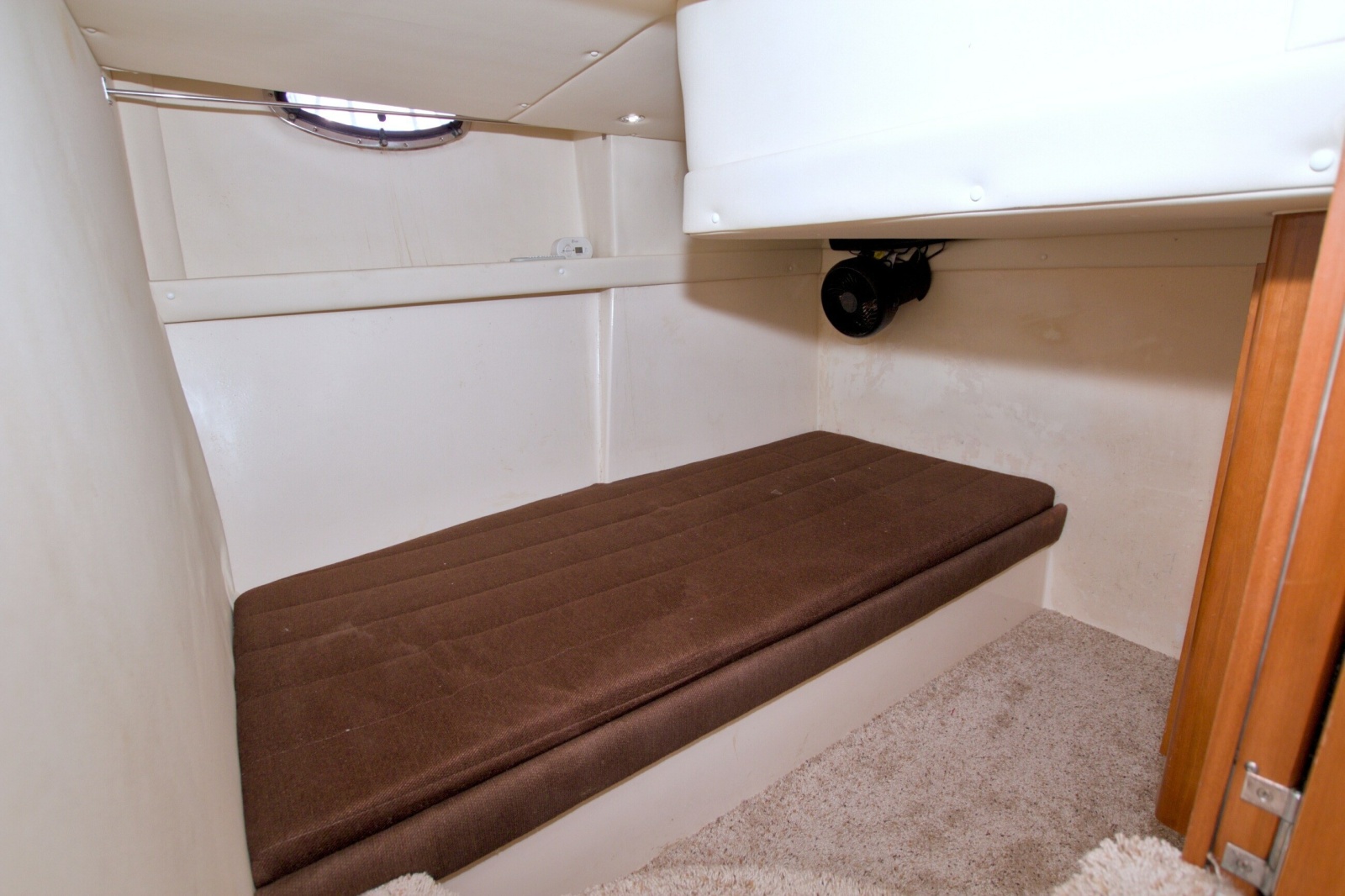 2001 Carver 466 Motor Yacht