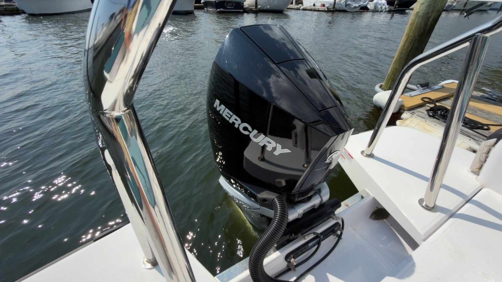 2023 Axopar 28 Cabin