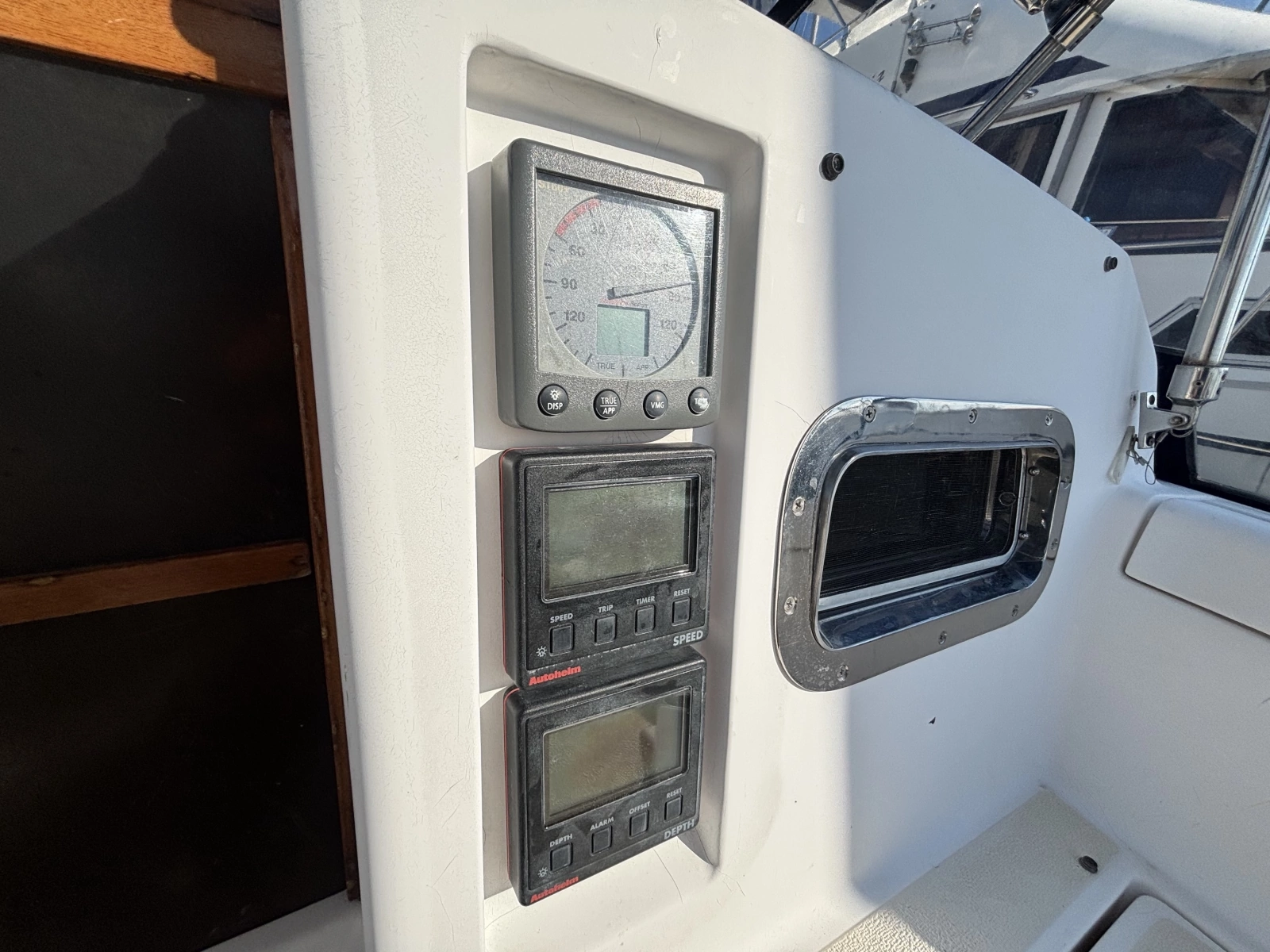 1999 Freedom 35