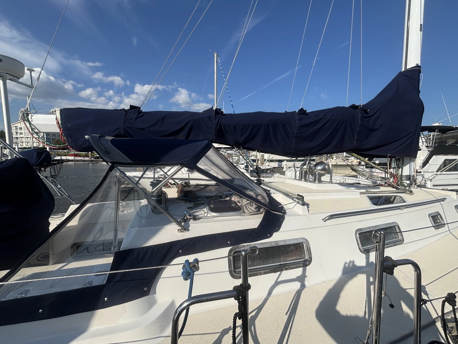 1999 Freedom 35
