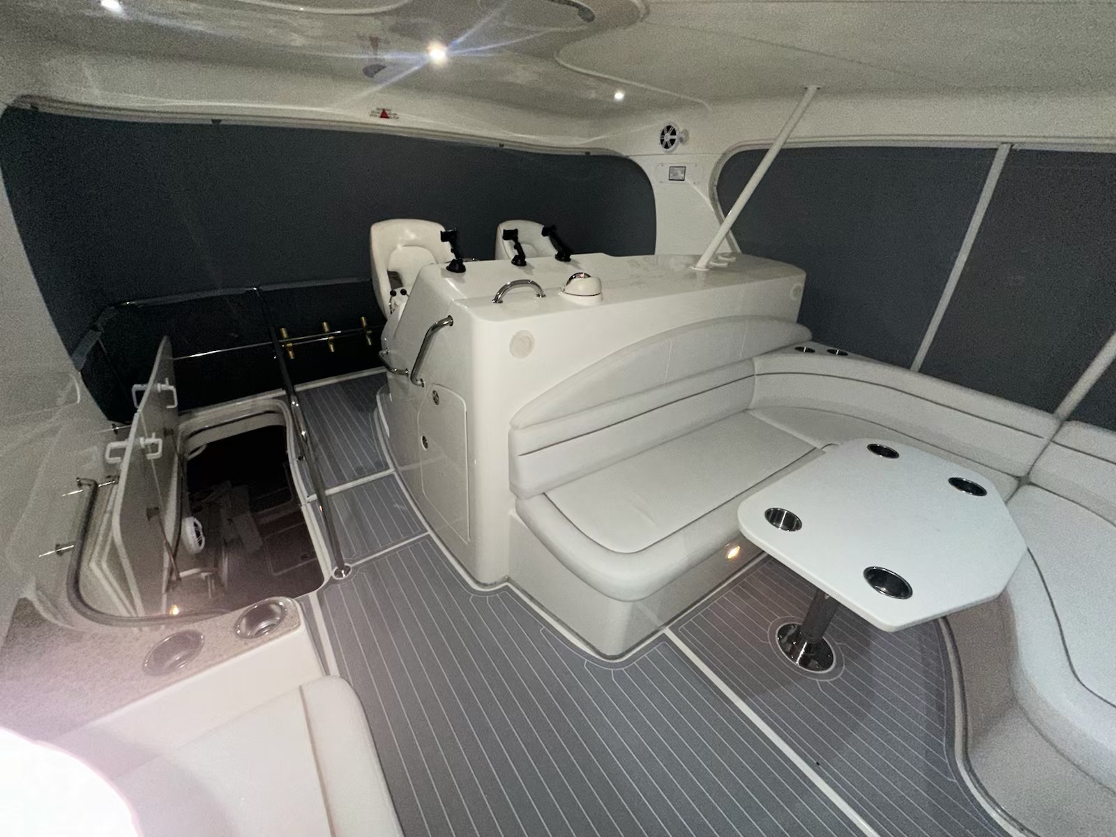 2006 Silverton 50 Convertible