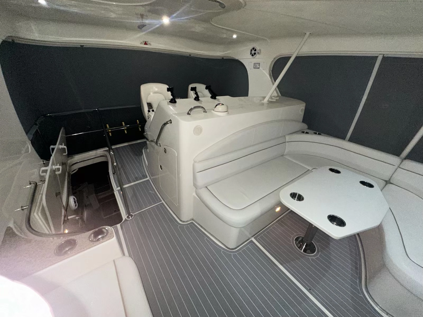 2006 Silverton 50 Convertible