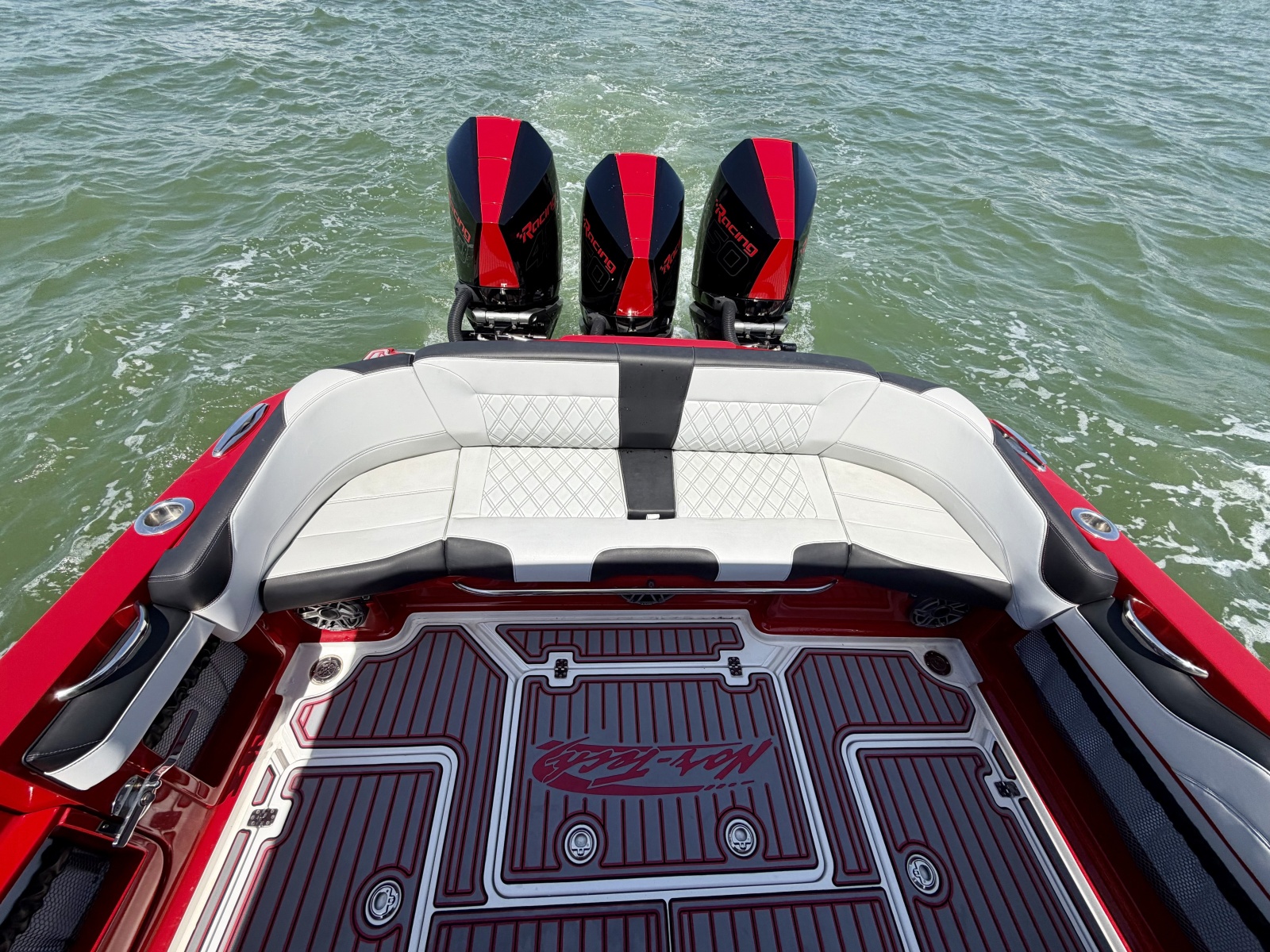 2022 Nor-Tech 390 Sport