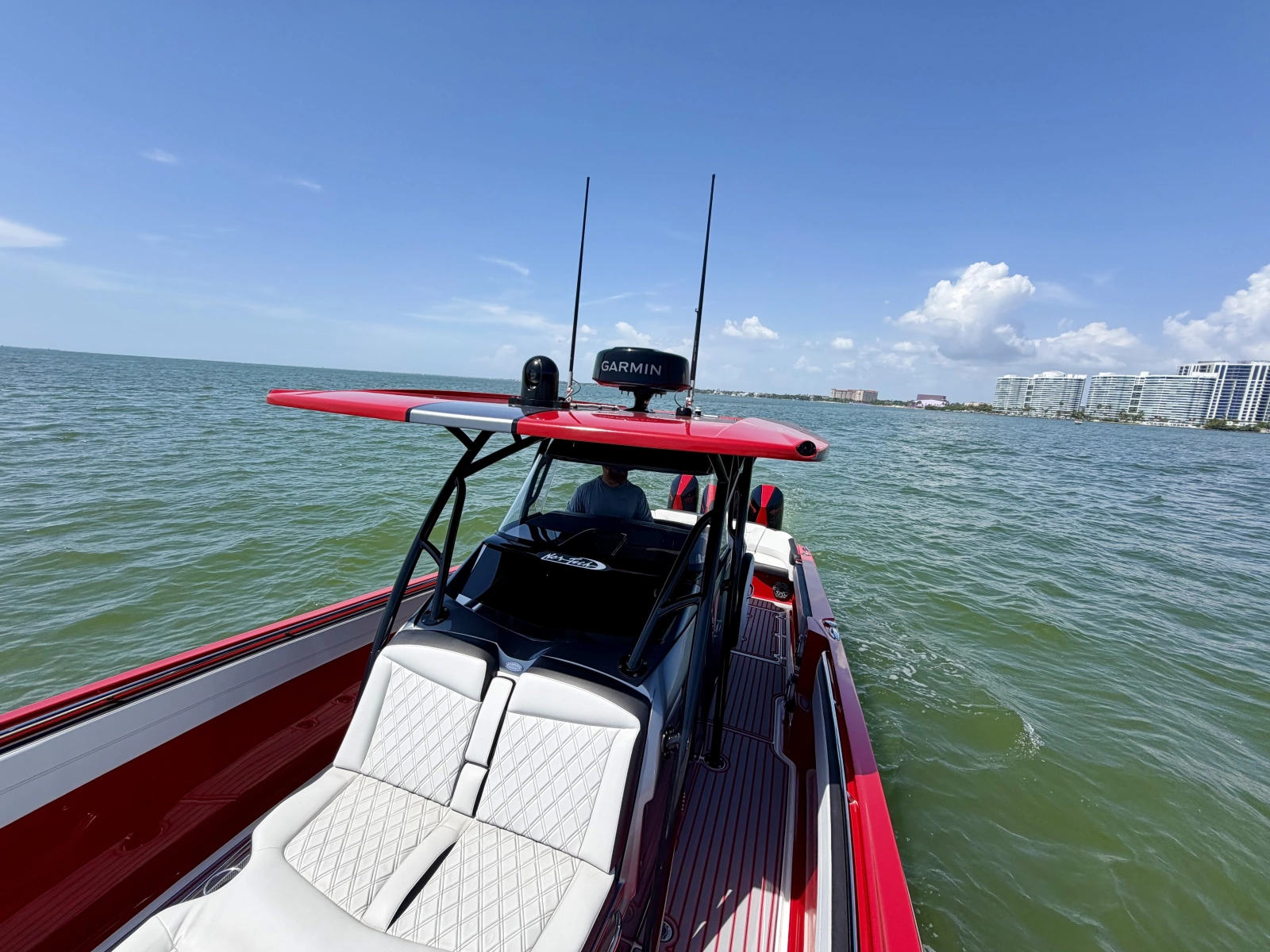 2022 Nor-Tech 390 Sport