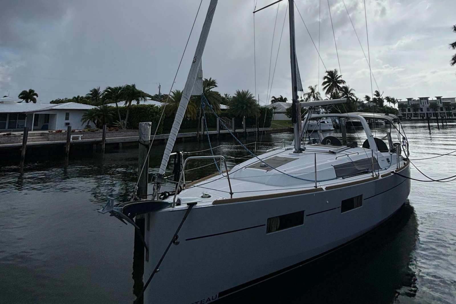2015 Beneteau Oceanis 35