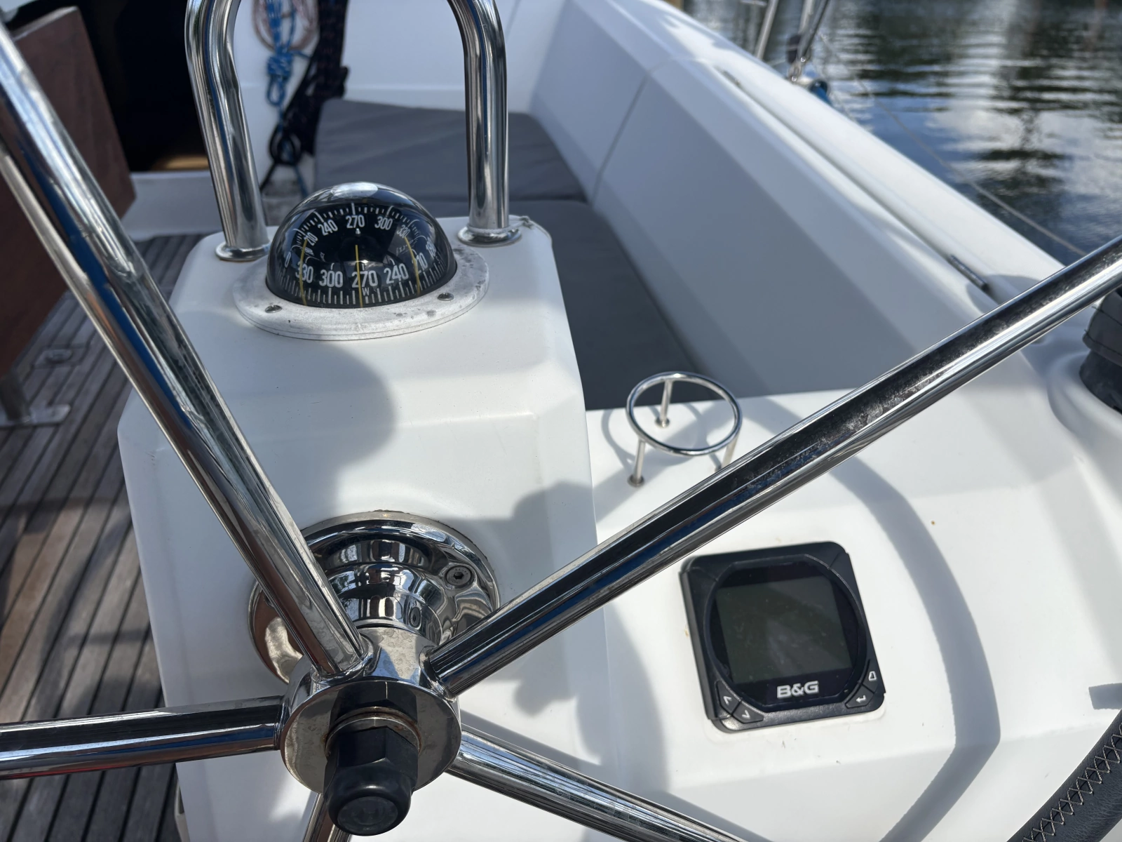 2015 Beneteau Oceanis 35