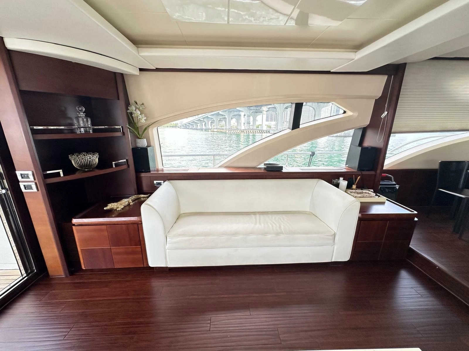 2010 Azimut 