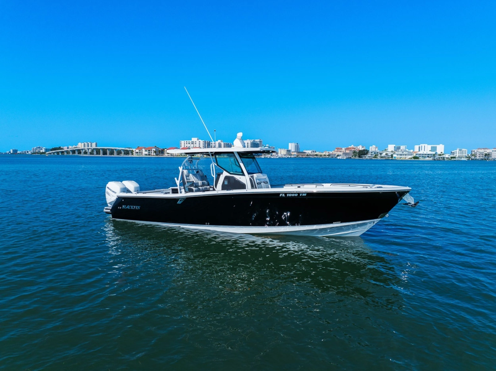 2023 Blackfin 332 cc