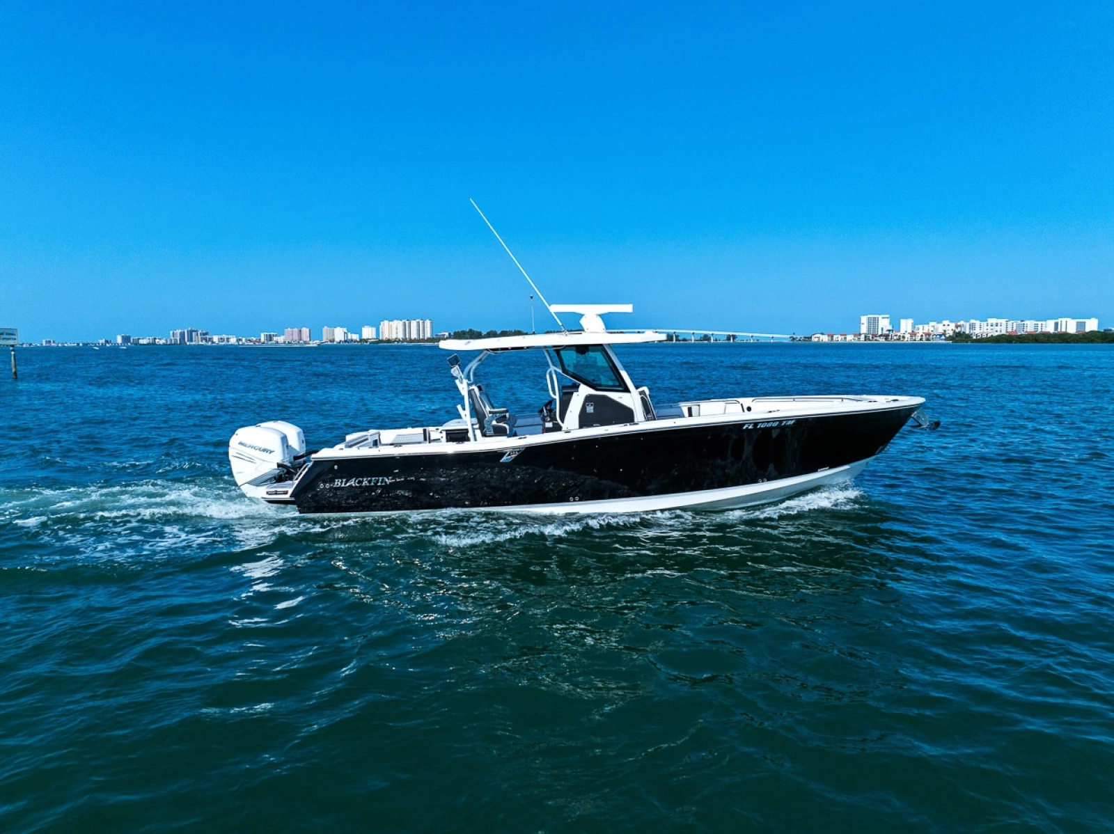 2023 Blackfin 332 cc