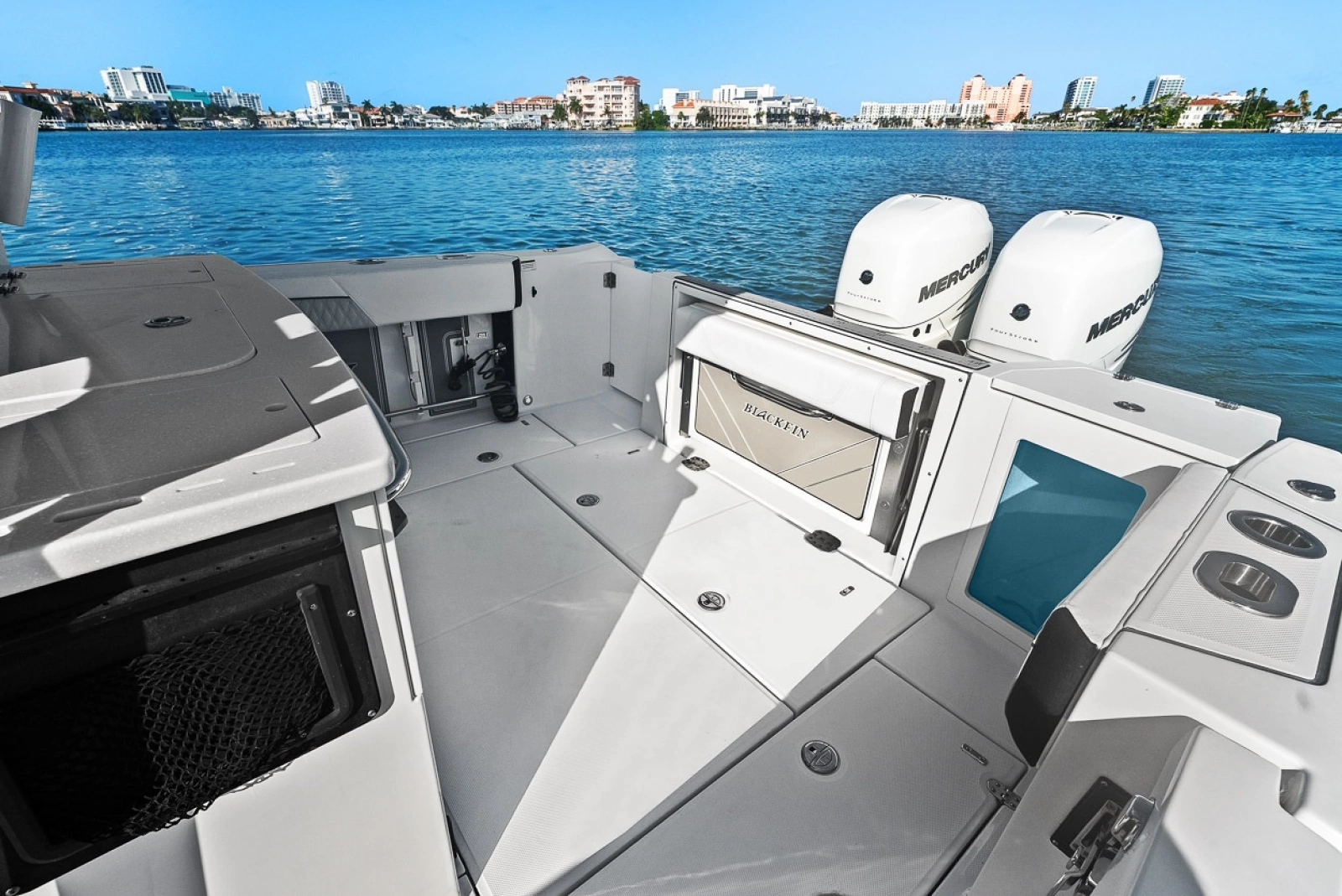 2023 Blackfin 332 cc