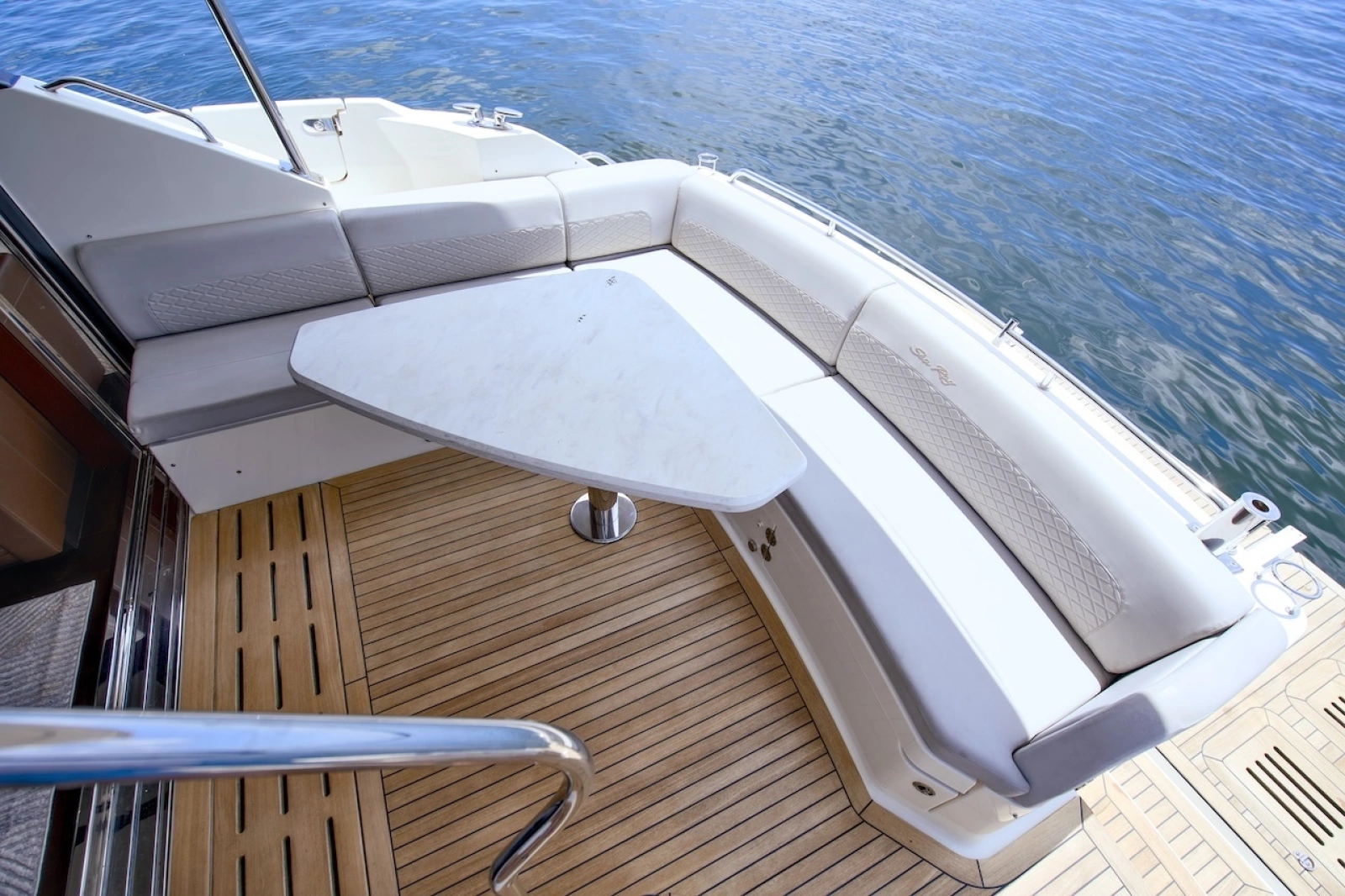 2017 Sea Ray L590 Flybridge