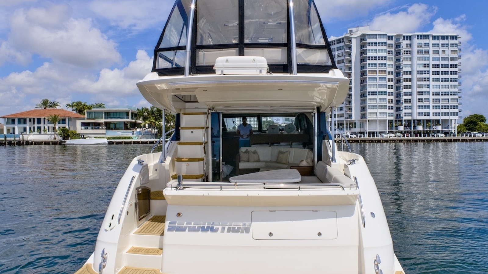 2017 Sea Ray L590 Flybridge