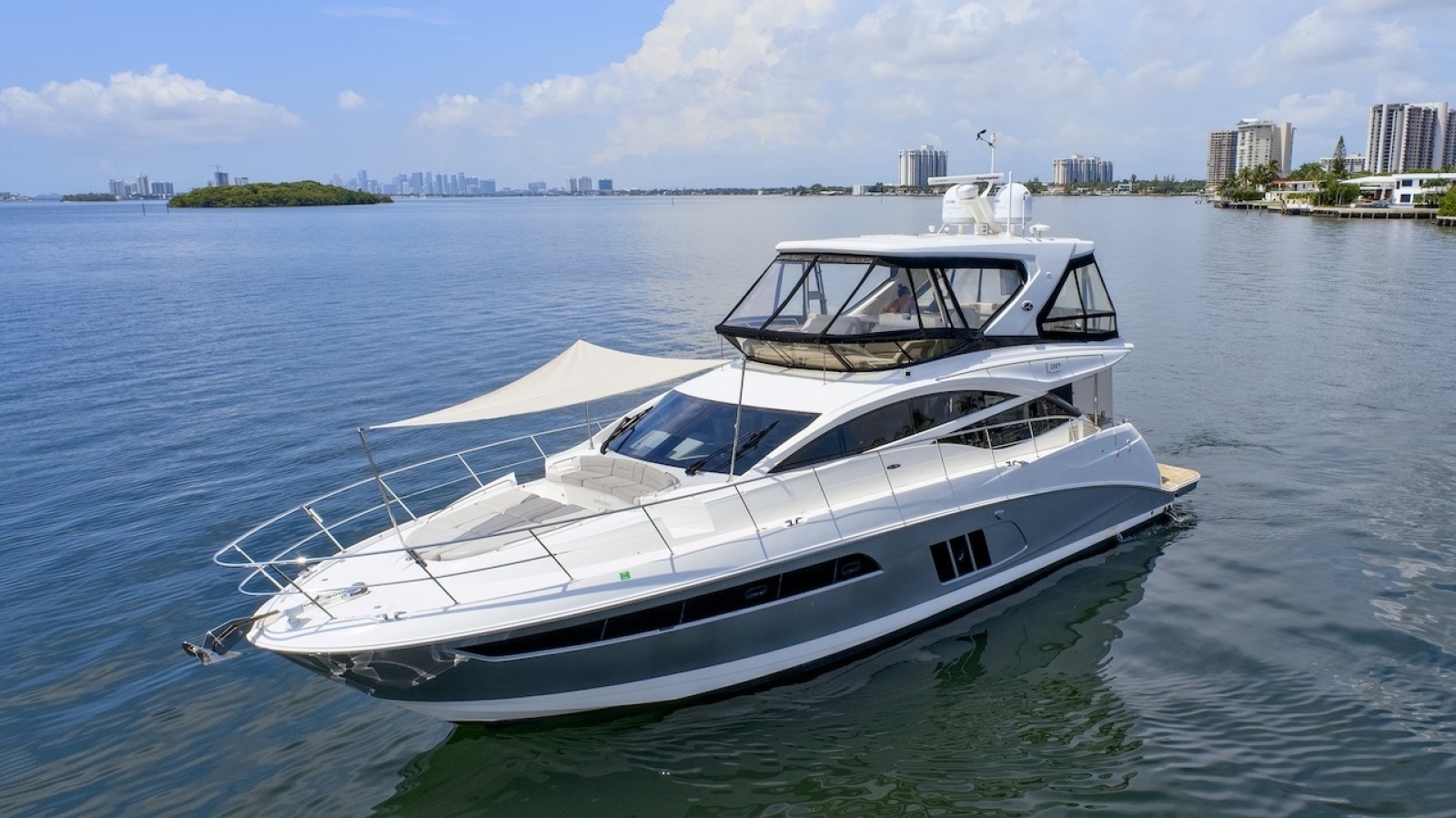 2017 Sea Ray L590 Flybridge
