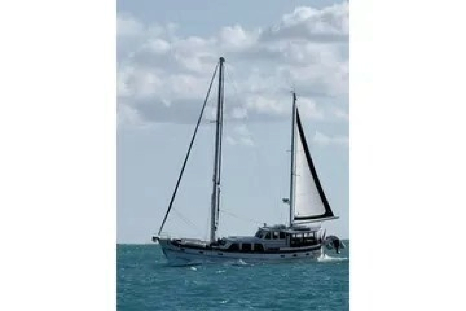 1980 Cheoy Lee Motorsailer