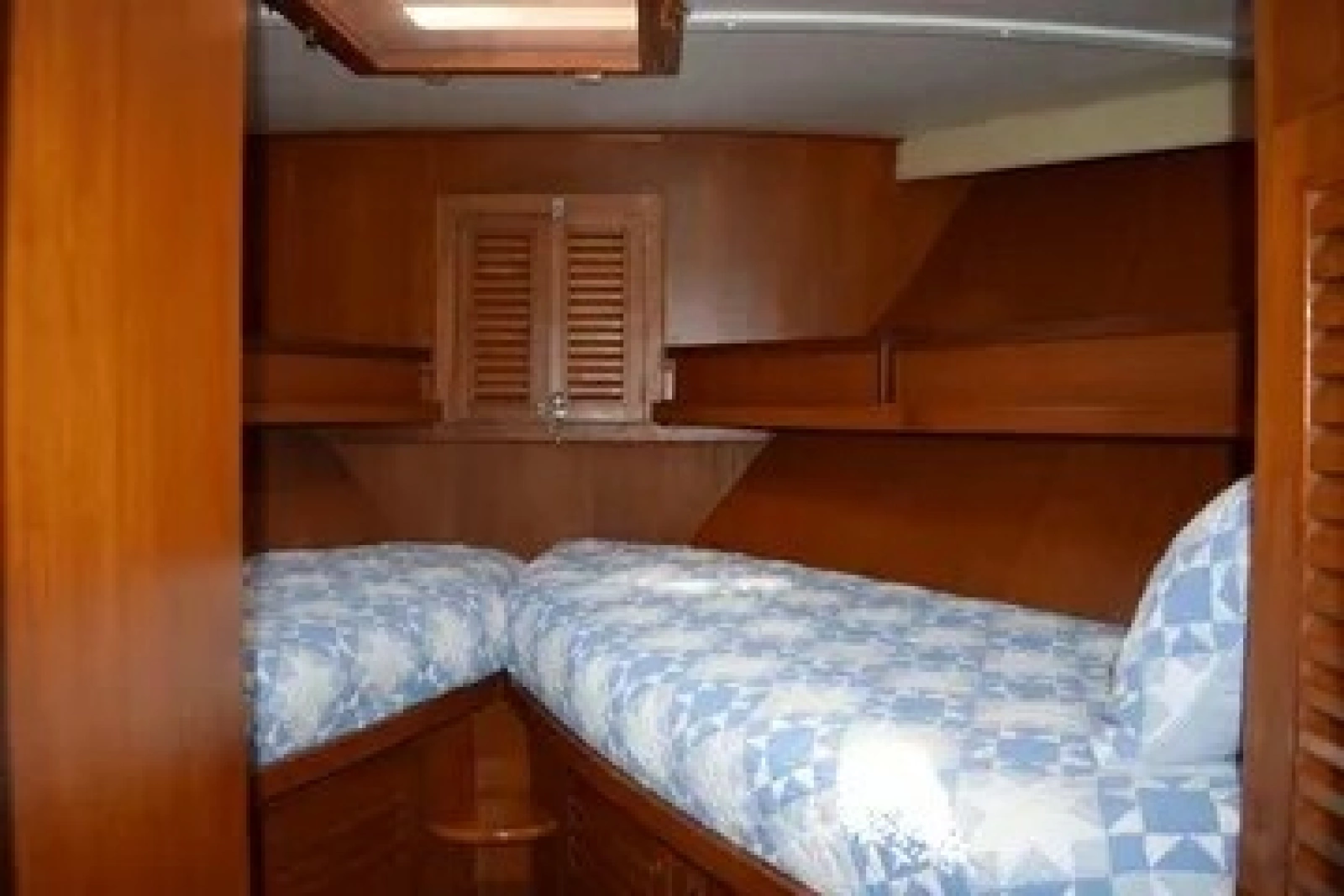 1980 Cheoy Lee Motorsailer