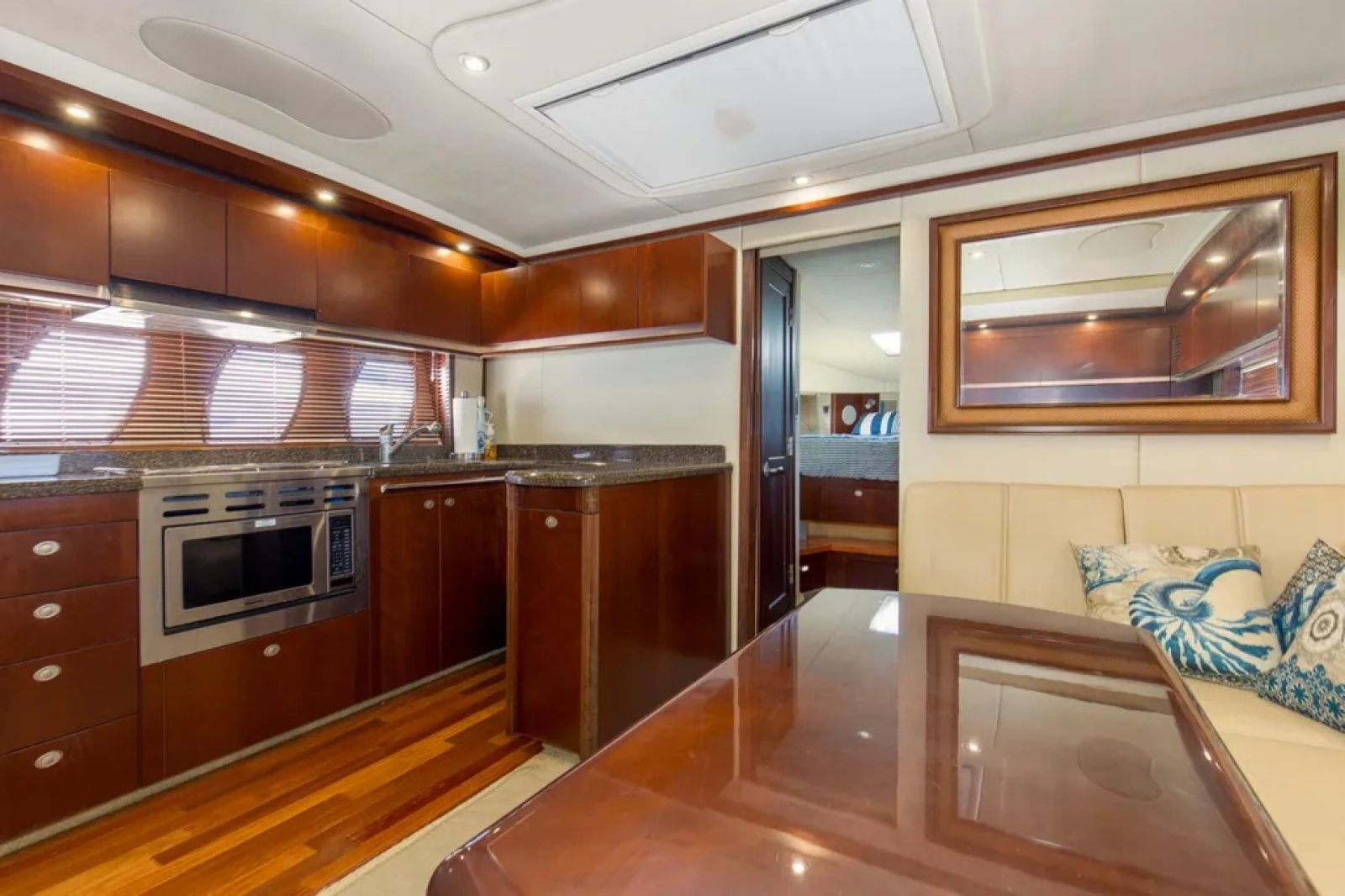 2006 Sea Ray 48 Sundancer