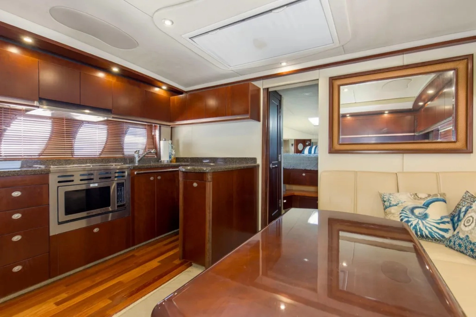 2006 Sea Ray 48 Sundancer