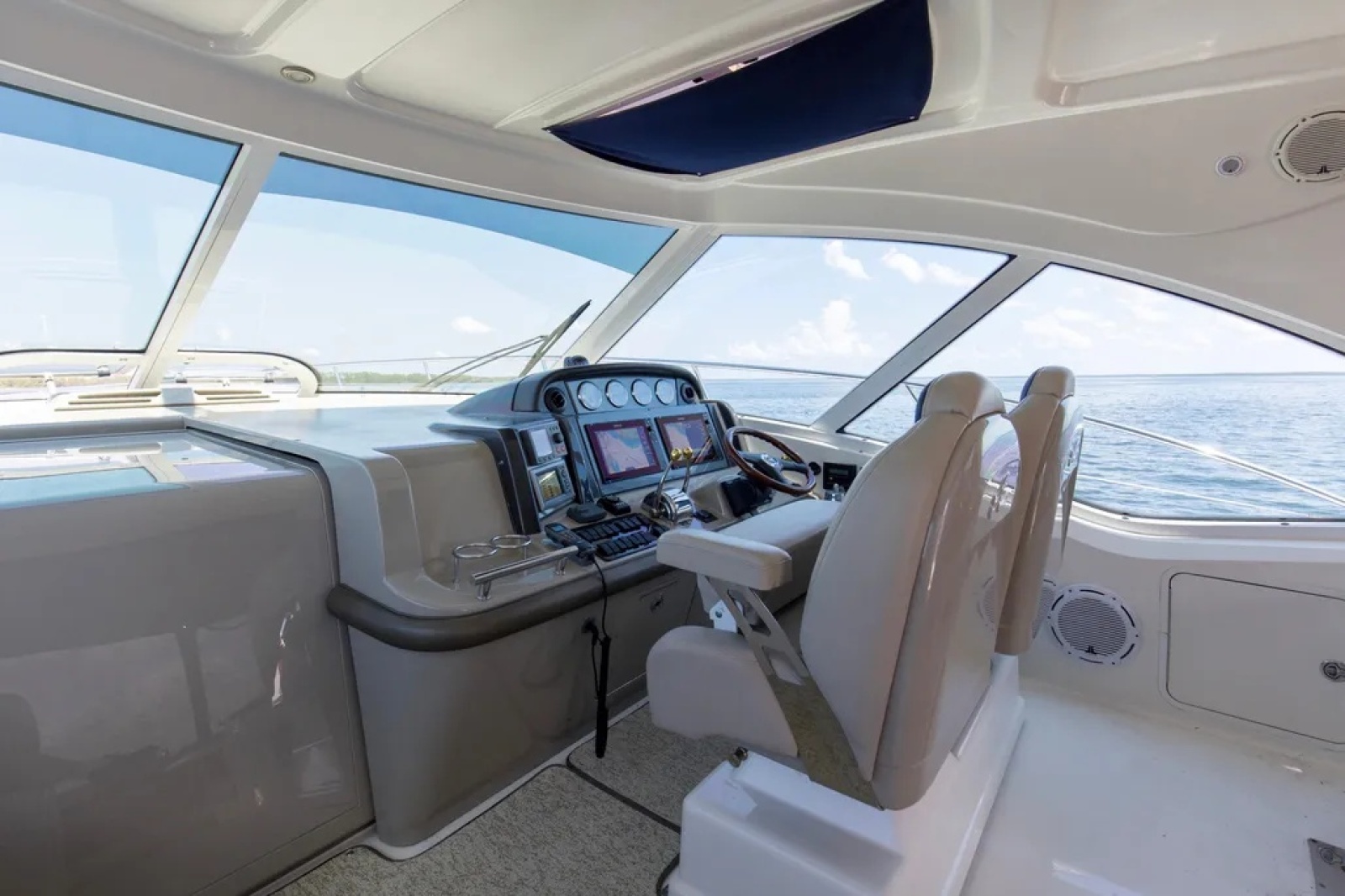 2006 Sea Ray 48 Sundancer