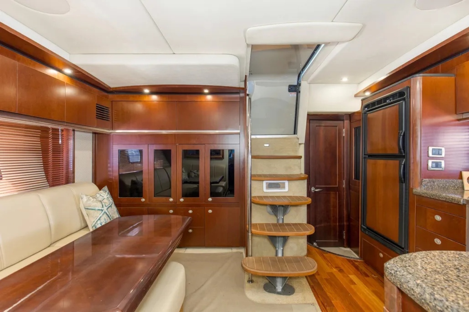 2006 Sea Ray 48 Sundancer
