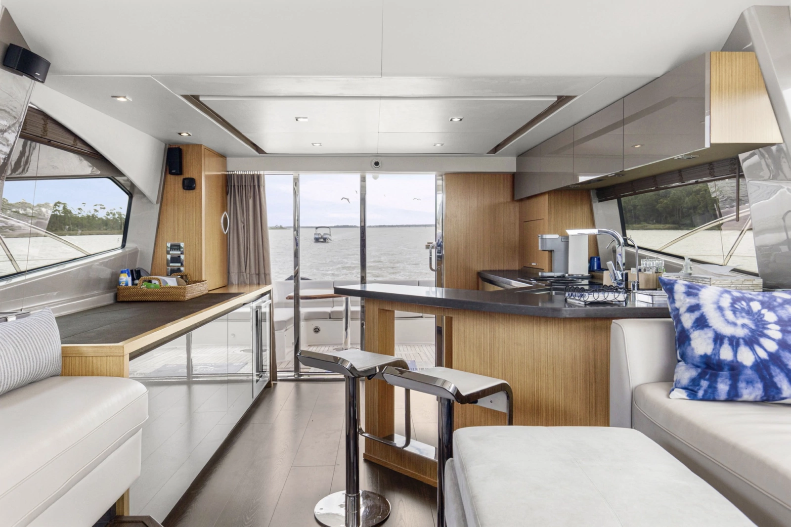 2018 Sea Ray L 550