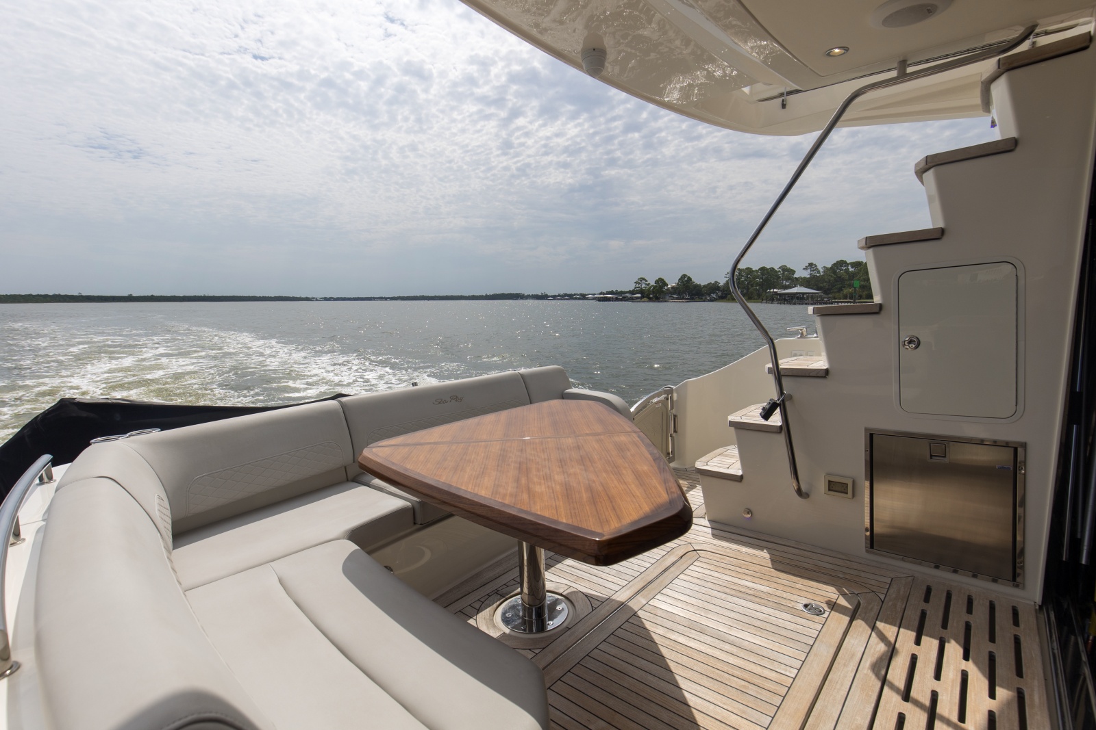 2018 Sea Ray L 550