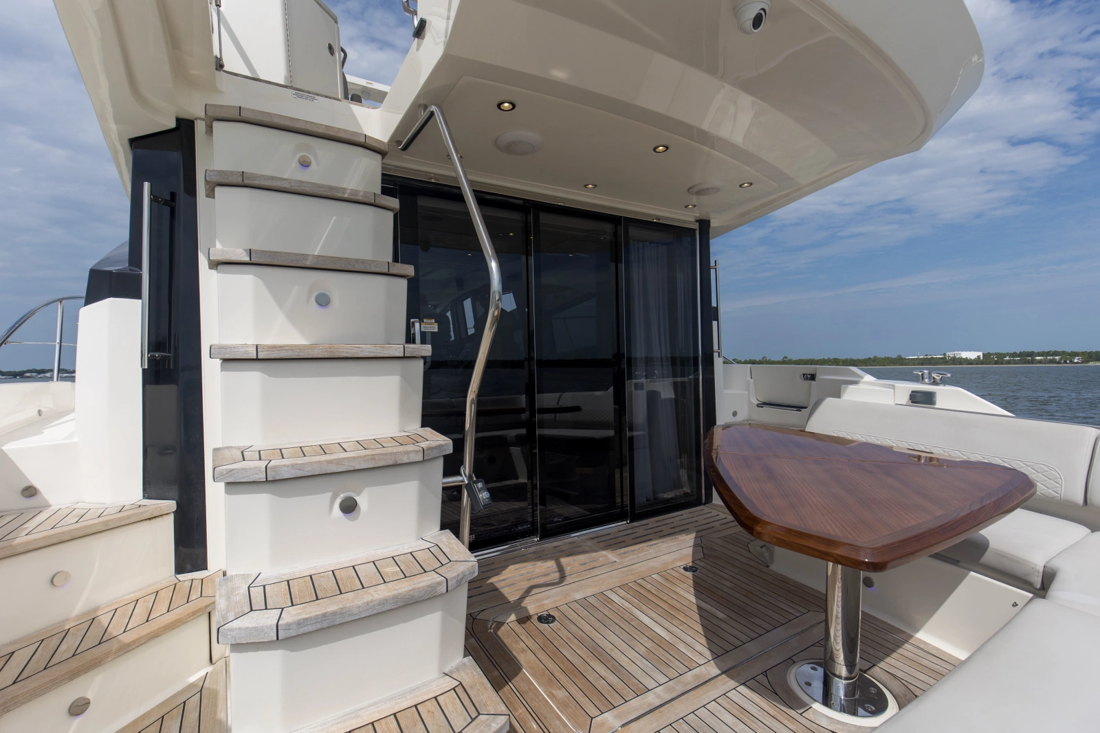 2018 Sea Ray L 550