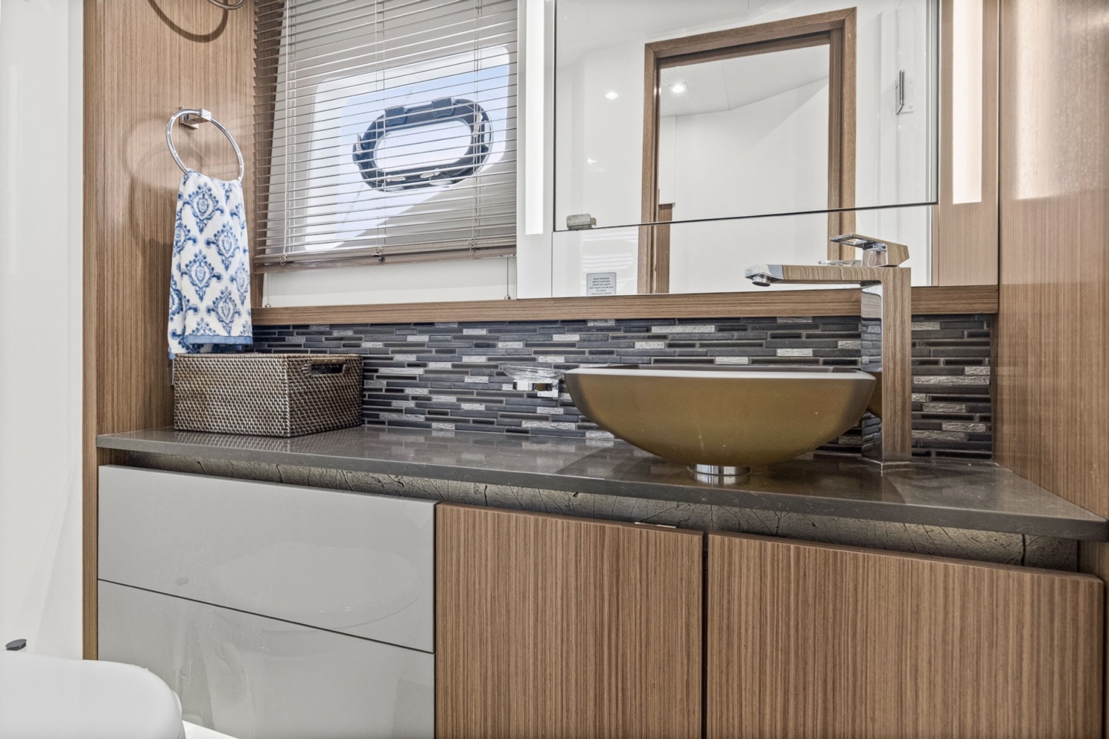 2018 Sea Ray L 550