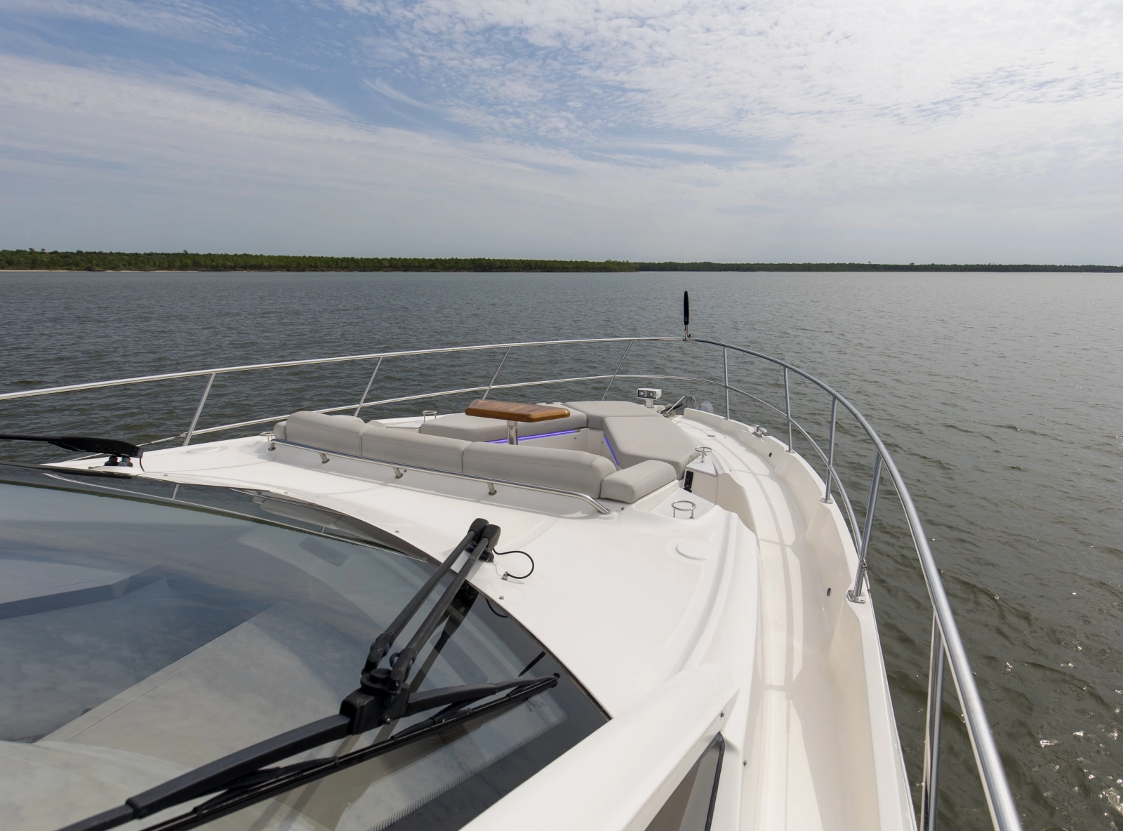 2018 Sea Ray L 550