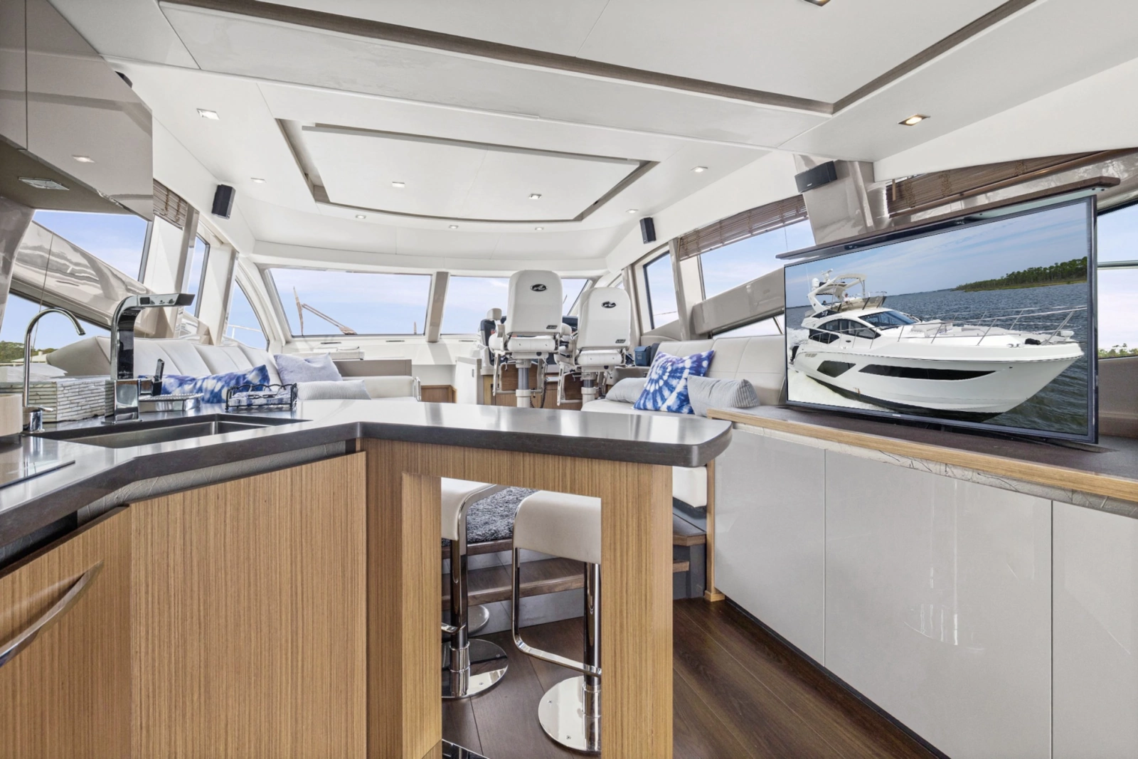 2018 Sea Ray L 550