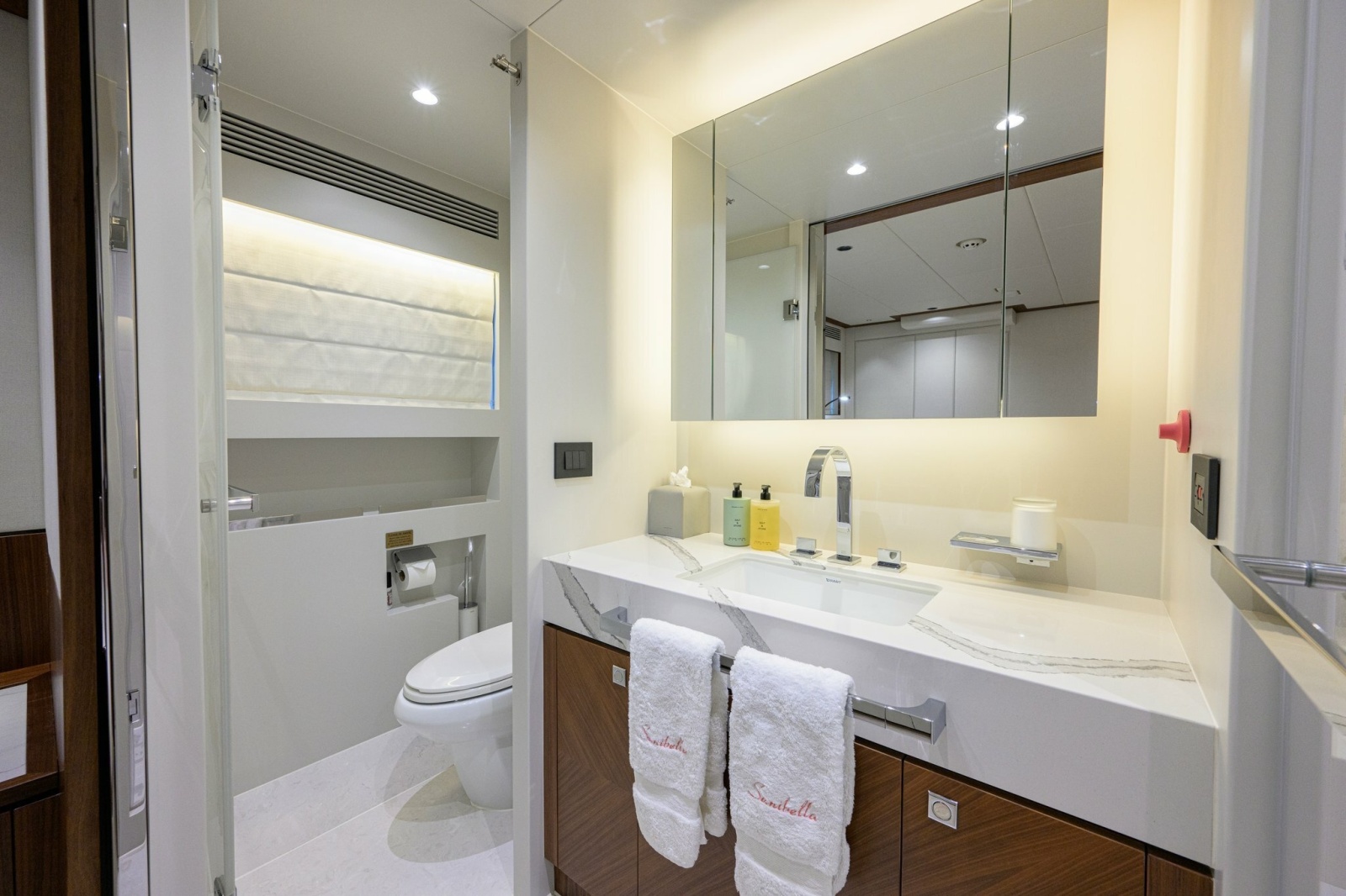 2023 Horizon FD100 — Guest Stateroom Head
