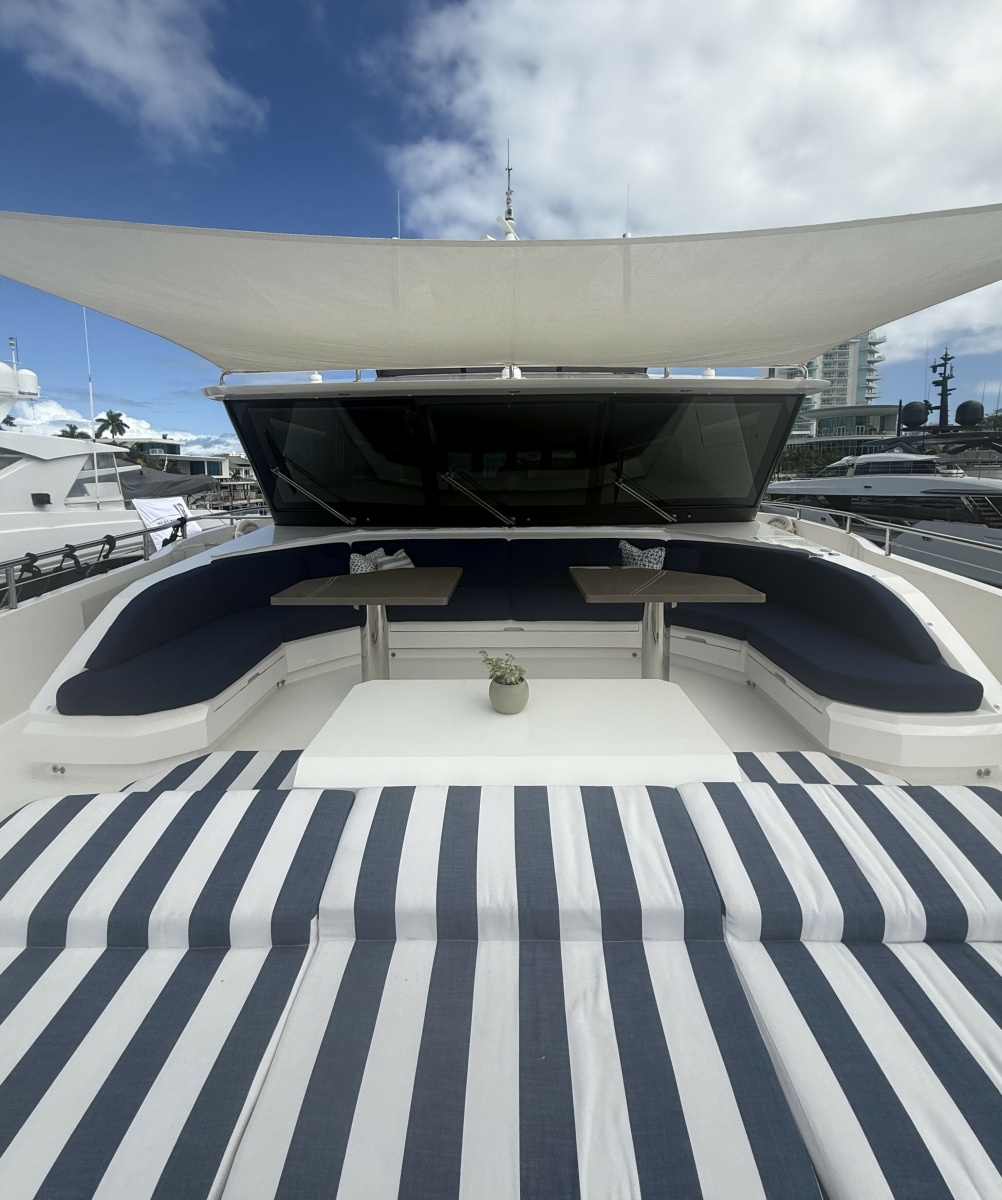 2023 Horizon FD100 — Forward Deck