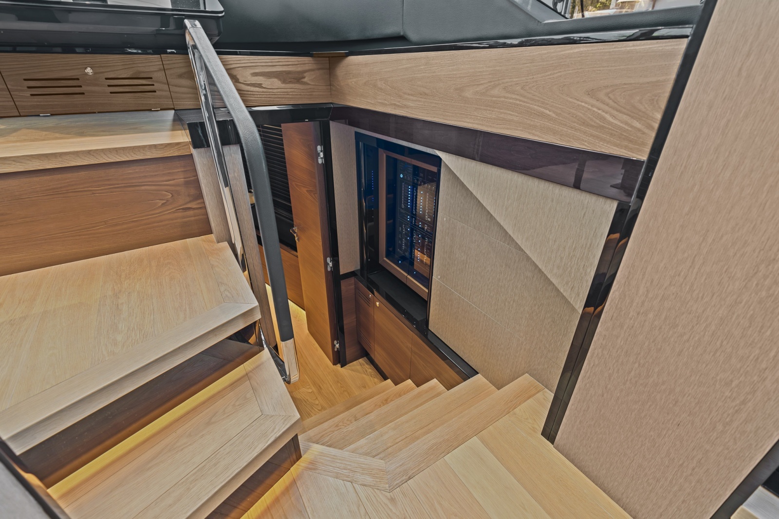 2023 Absolute Navetta 75